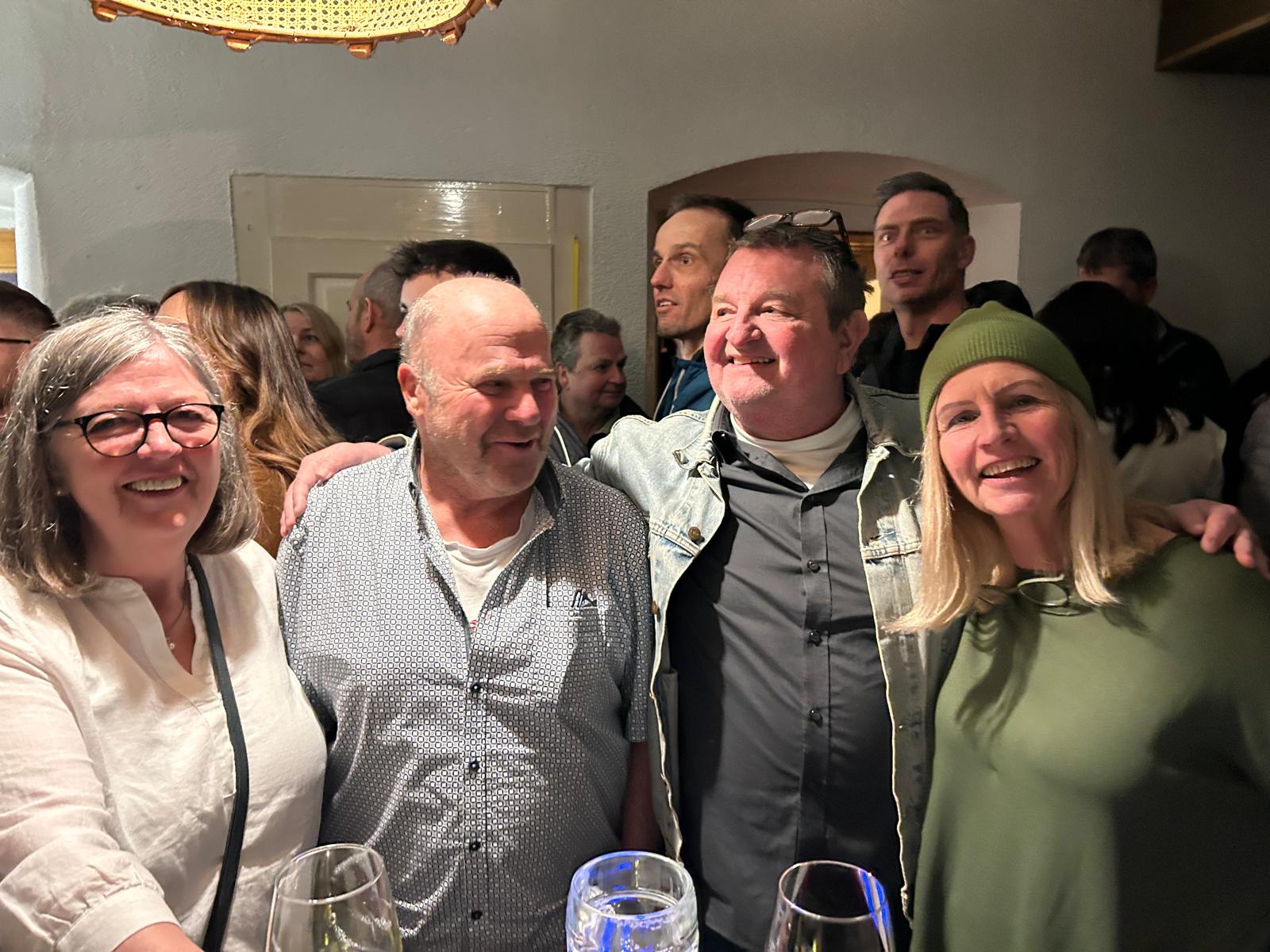 Impresssionen von verschiedenen Stationen (Arno Meusburger), und Bilder vom Geschehen im 