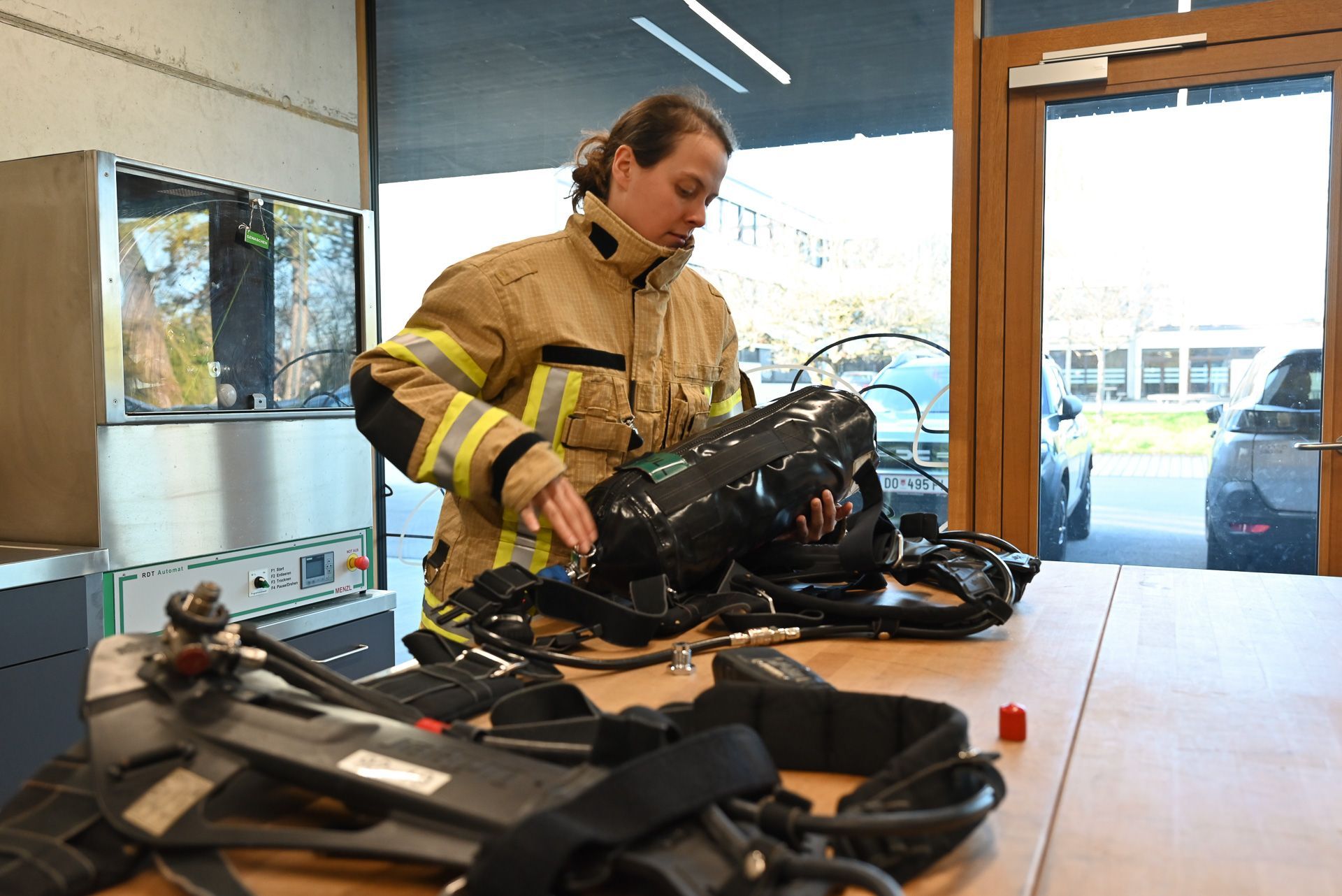 Die Sauerstoffflaschen werden nach den Einsätzen wieder aufgefüllt.