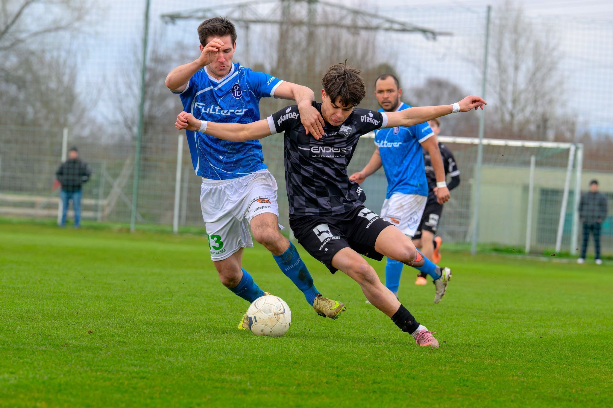 Nemanja Krstovic (r.) zählte zu den Aktivposten bei Altach Juniors. VN-VOLKER SCHNEIDER