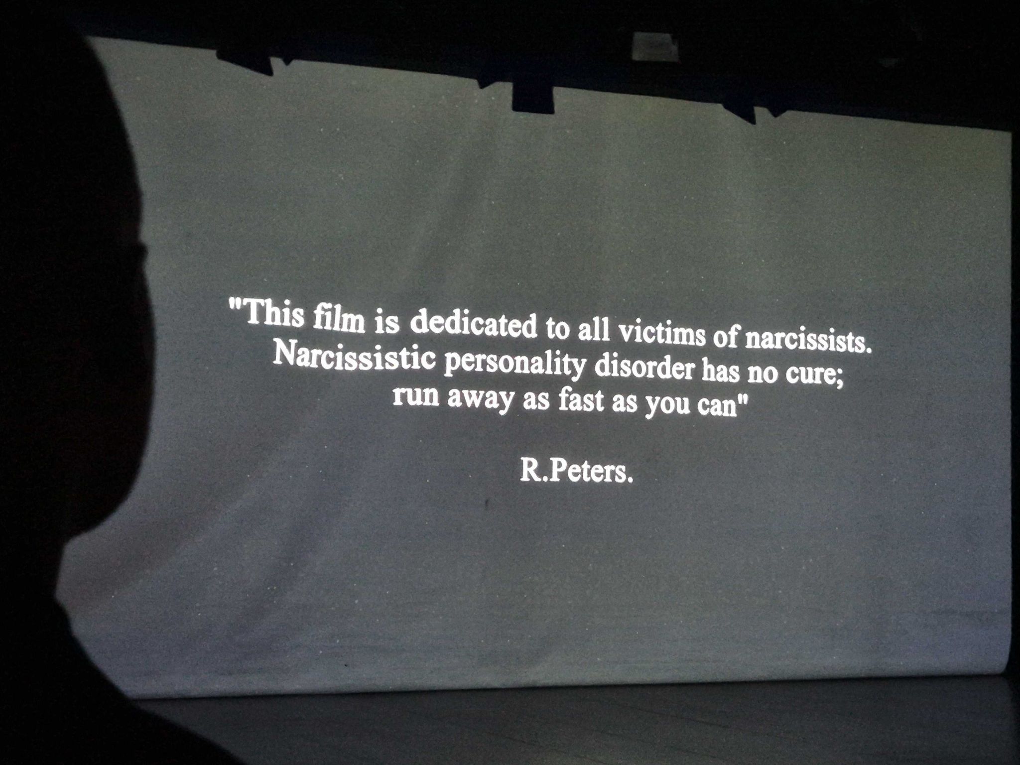 Der Kurzfilm ist allen Betroffenen von narzisstischem Missbrauch gewidmet