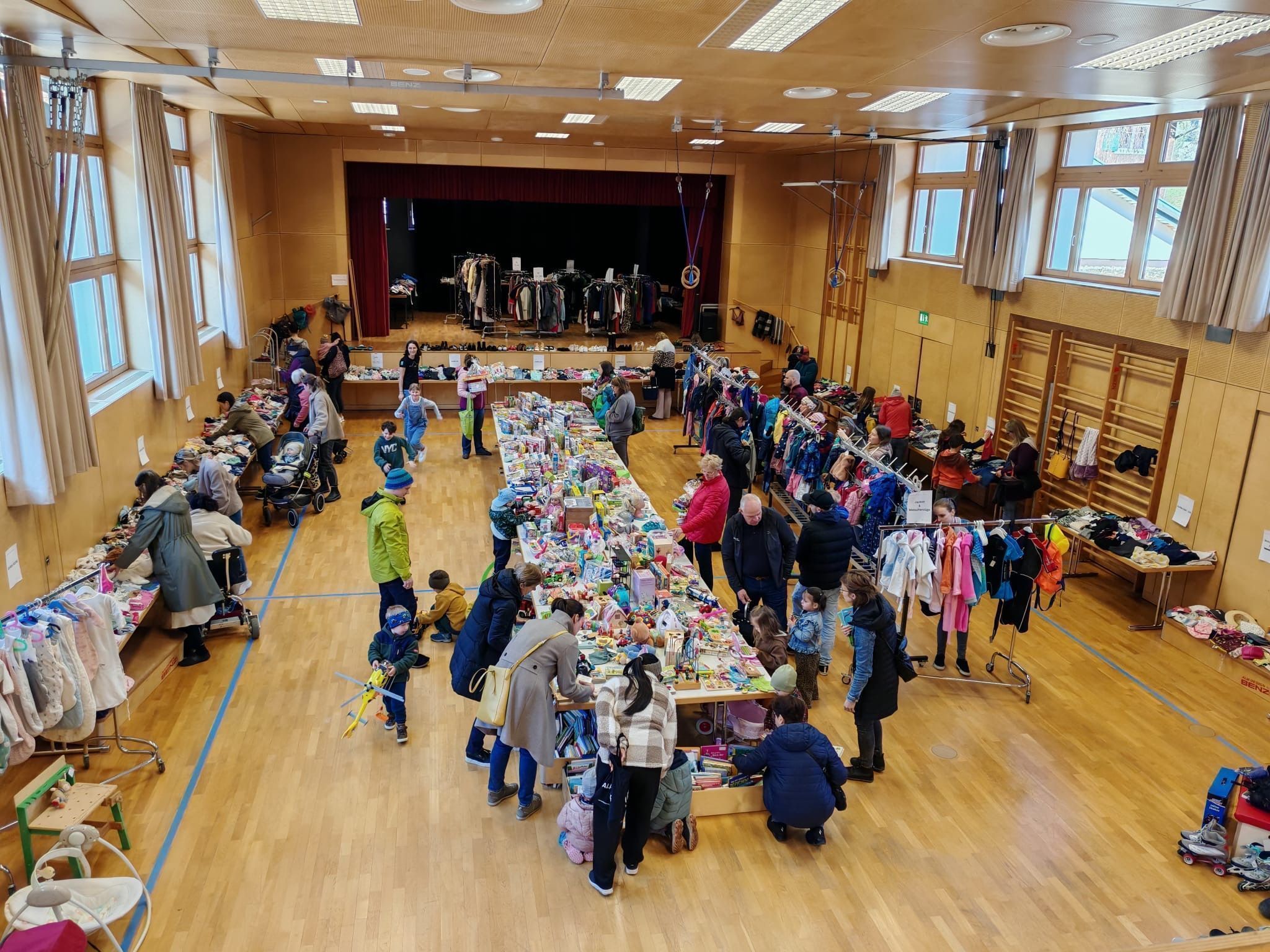 Der Gemeindesaal war Schauplatz des Frühlingsbasars