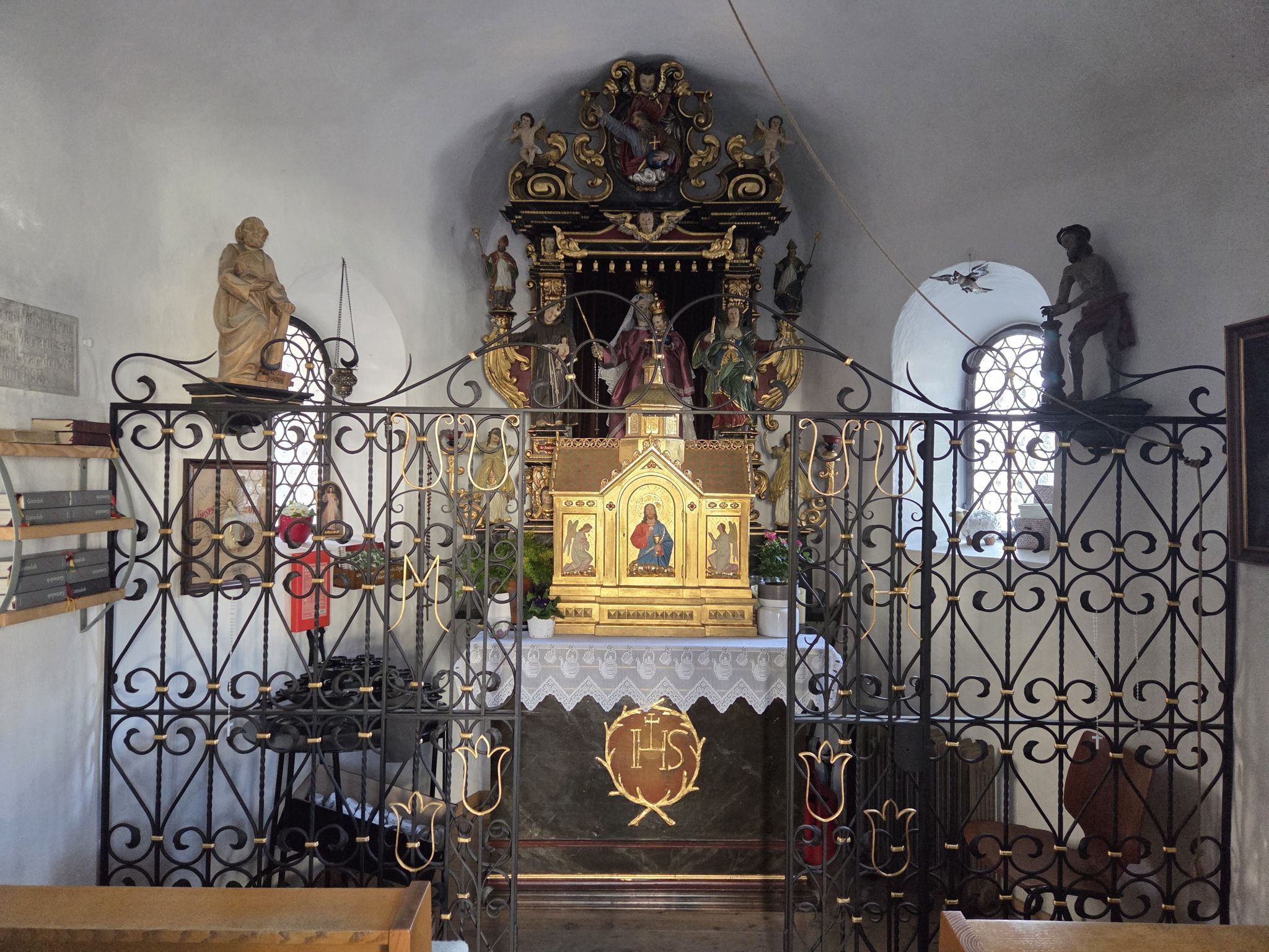 Das kleine Kirchlein wurde kürzlich behutsam renoviert (Foto OSA)