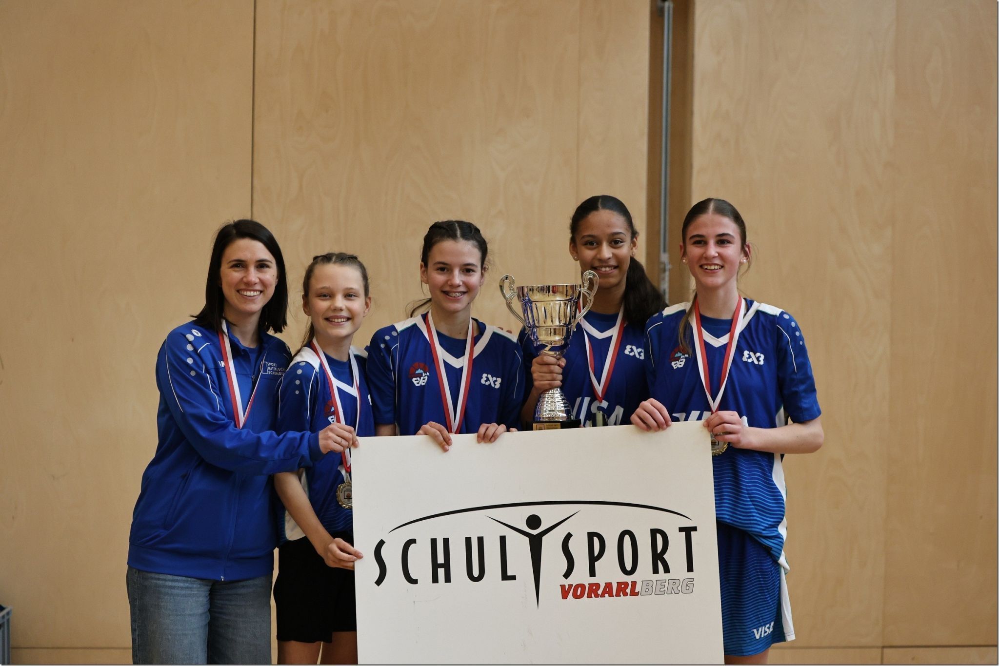 SMS Bregenz-Schendlingen holt Gold im 3x3 School Jams in Rankweil.
