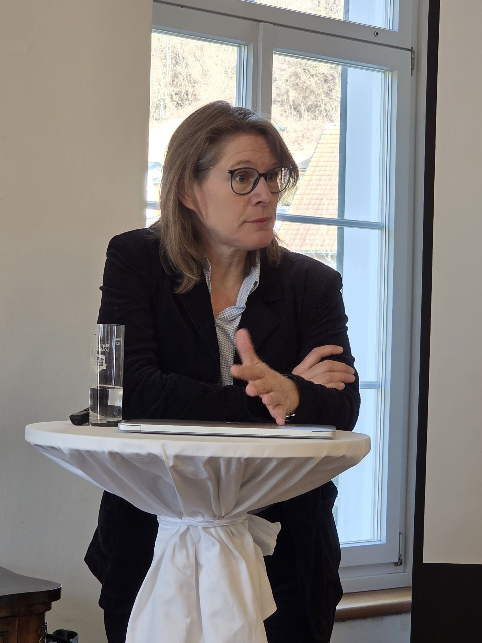 Germanistin Uta Degner brachte dem Publikum Person und Werk Bachmanns näher.