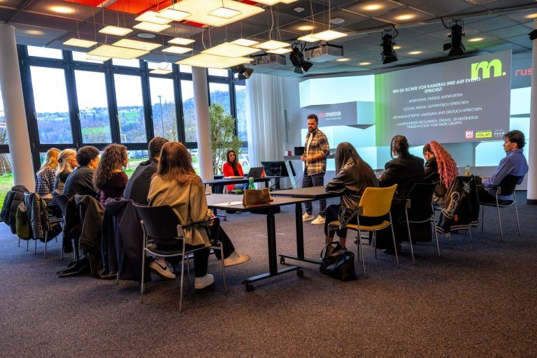 Lampenfieber, Laufsteg und Social Media: Das lernen die "Model Me"-Finalisten