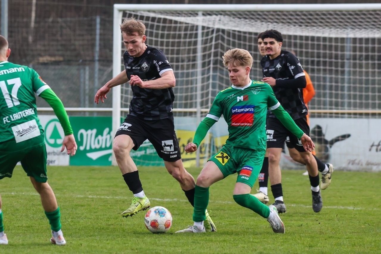 Mike de Man gegen Pascal Dietrich. VN-STEURER