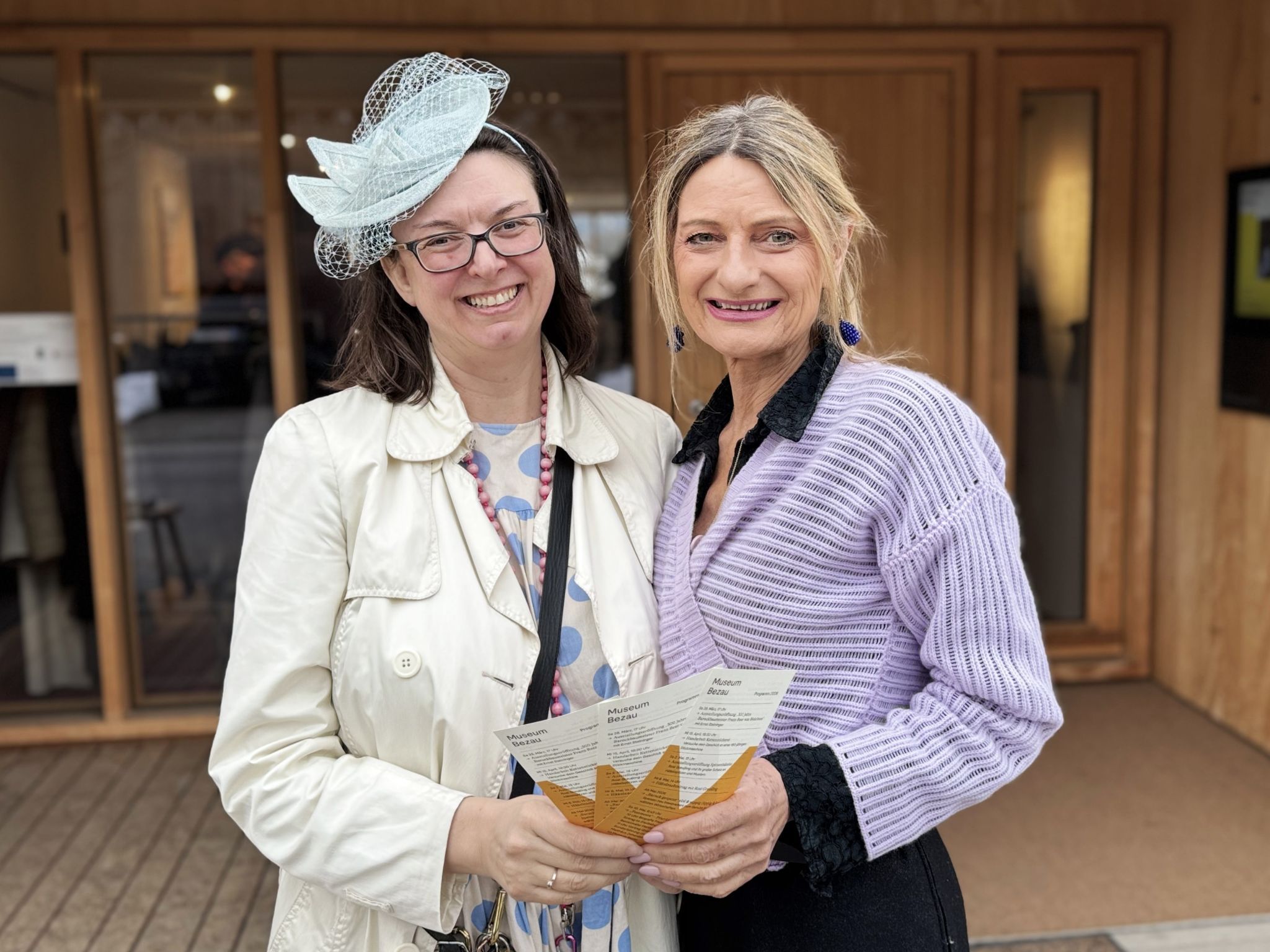 Kulturmanagerin Margit Anita Hinterholzer und Karin Weinhandl (KW open).