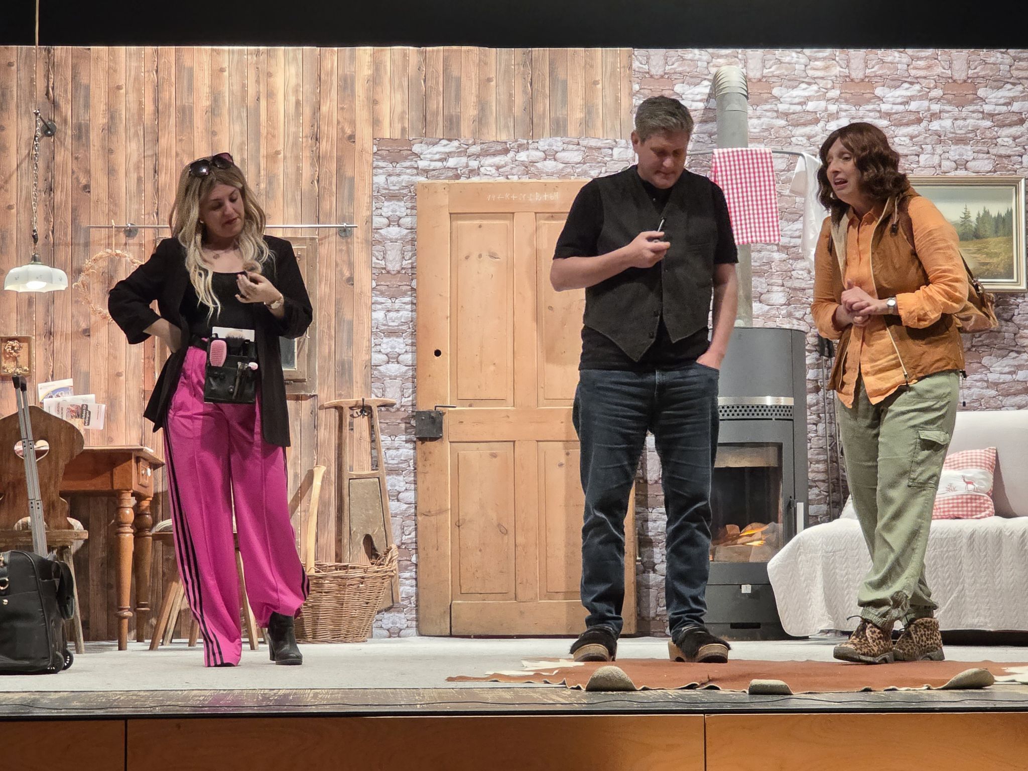 Seit mittlerweile rund drei Monaten probt der Theaterverein Fraxern an der diesjährigen Aufführung. (c) Theaterverein