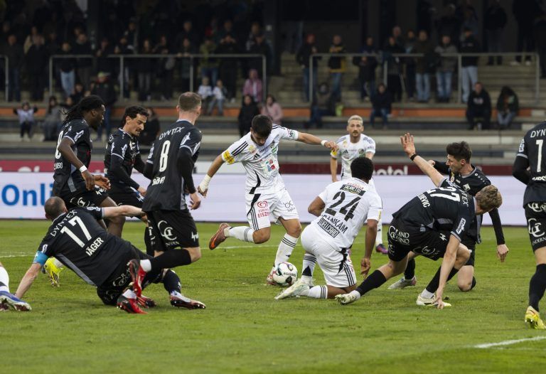Dank Goalie, Glück und Greil: Altach punktet beim WAC