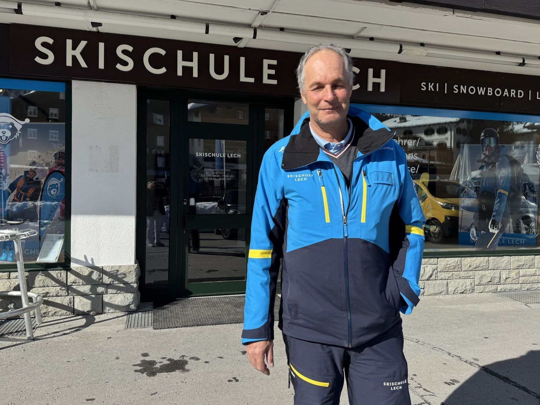 Für den Lecher Skilehrer Christian Elsensohn geht es nicht um Nostalgie - er will seine Gäste sicher durchs Madloch bringen