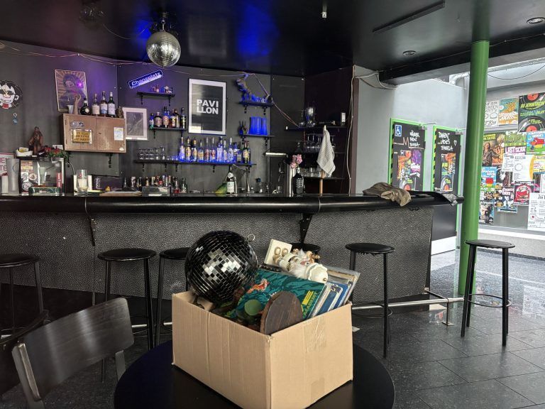 Platzhirsch der Nachtlokale in Dornbirn endet mit Flohmarkt und gerichtlicher Versteigerung