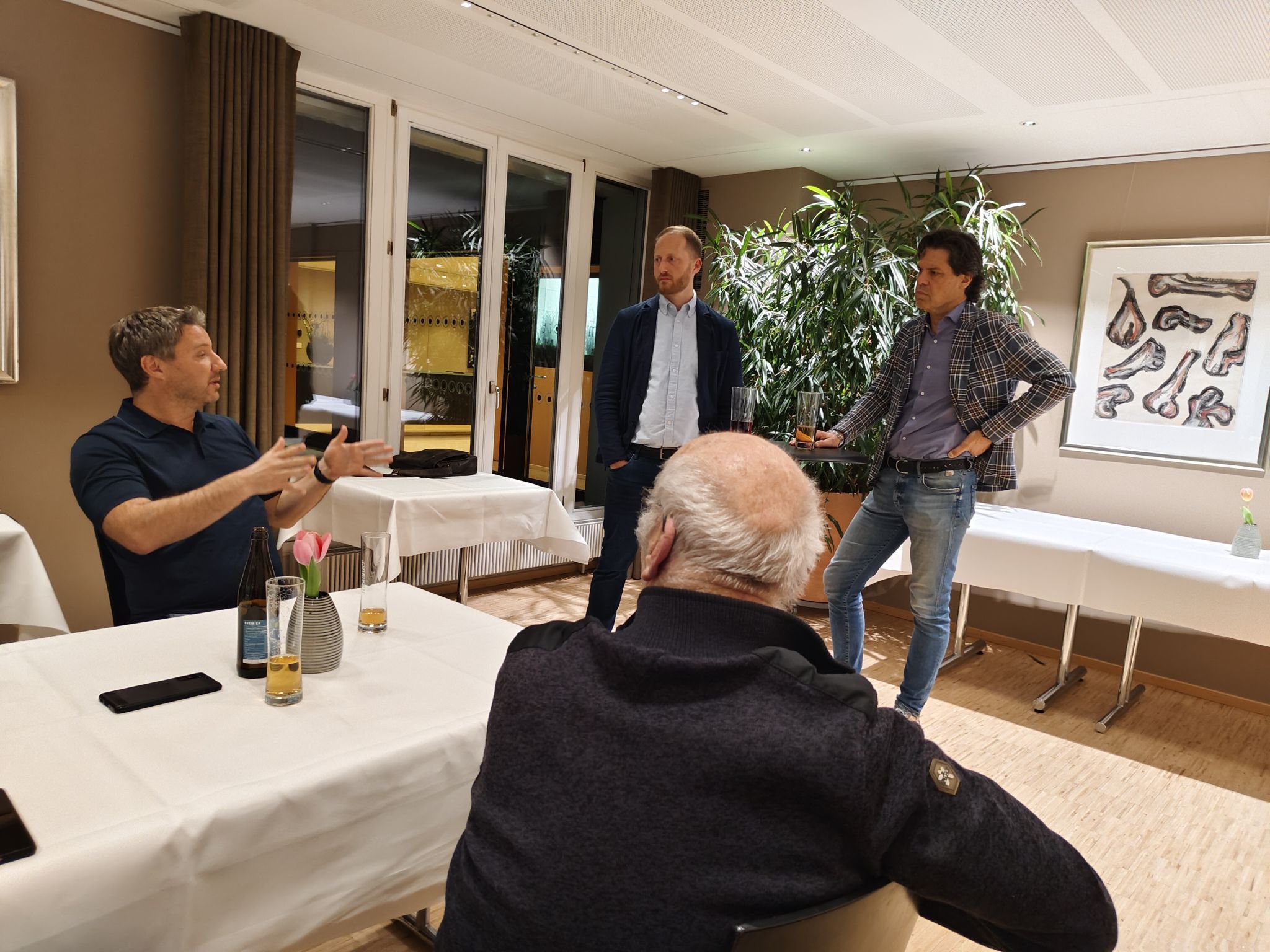 Die Parkplatznot im Ortsteil beschäftigt viele Anrainerinnen und Anrainer, was in der Diskussion zum Ausdruck kam.