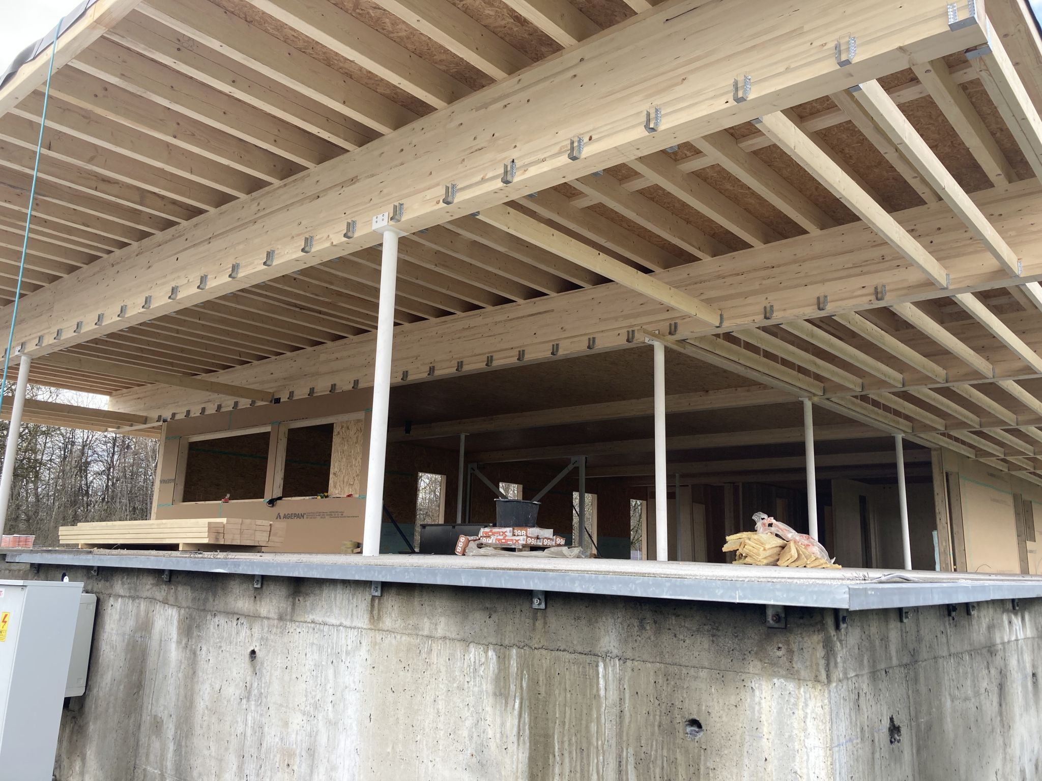 Der Neubau macht sichtbare Fortschritte – die Fertigstellung ist für den Herbst geplant.