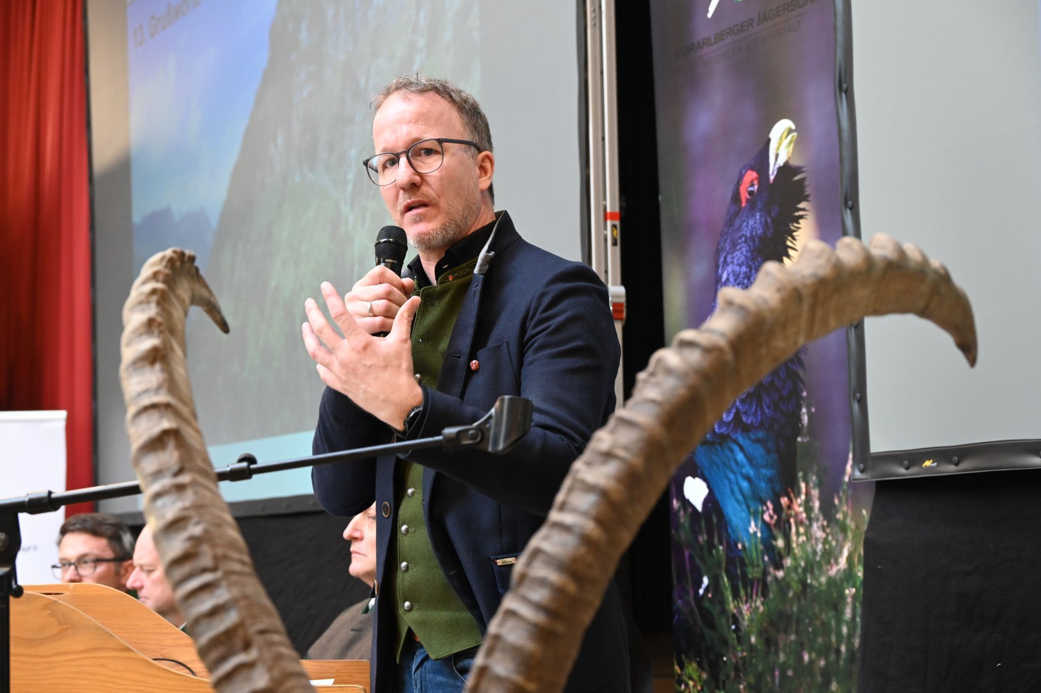 Landesrat Christian Gantner bedankte sich bei der Bezirksgruppe Bludenz für die partnerschaftliche Zusammenarbeit.