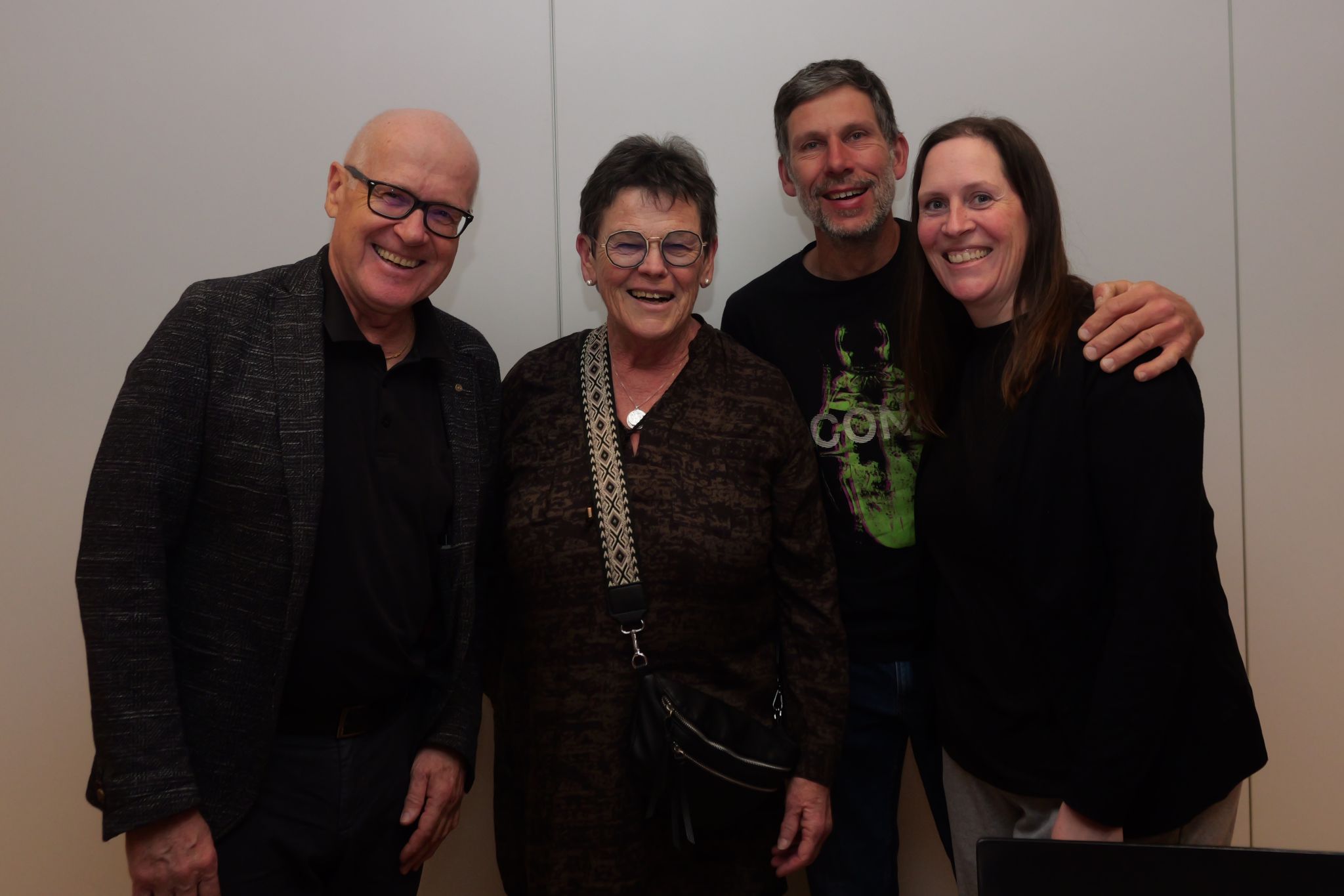 Dieter Oberhöller, Margit Fehr, Christian Hartmann und Manuela brachten sich in die Diskussion ein.