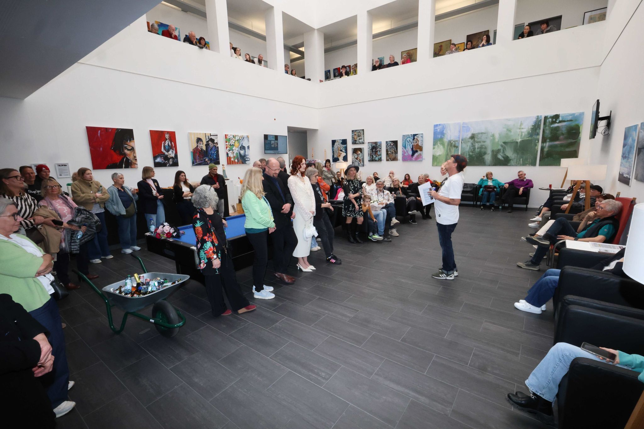 Großer Zustrom in Kunstinteressierten.