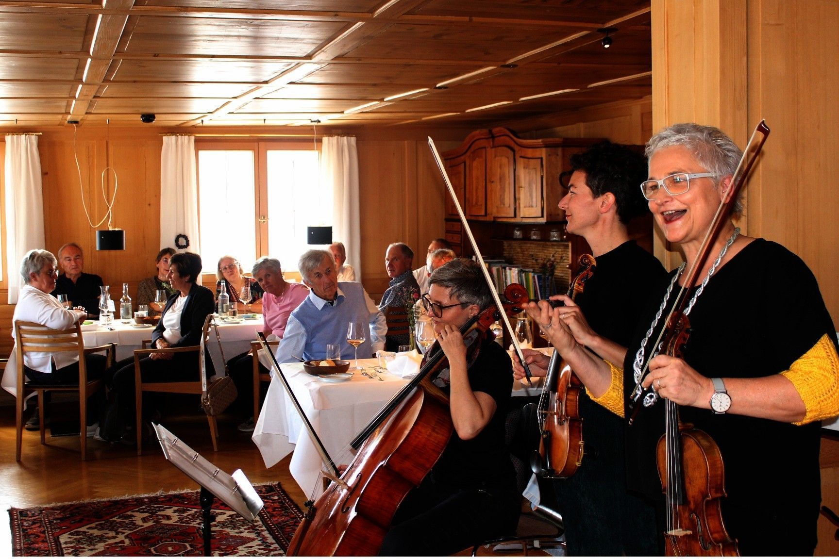 Nach einem mitreißenden Konzert war der Wunsch nach baldiger Wiederholung nicht zu überhören . . .
