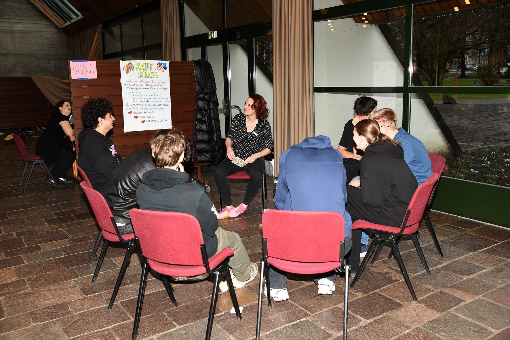 Konzentrierte Arbeit in Kleingruppen prägte den Vormittag.