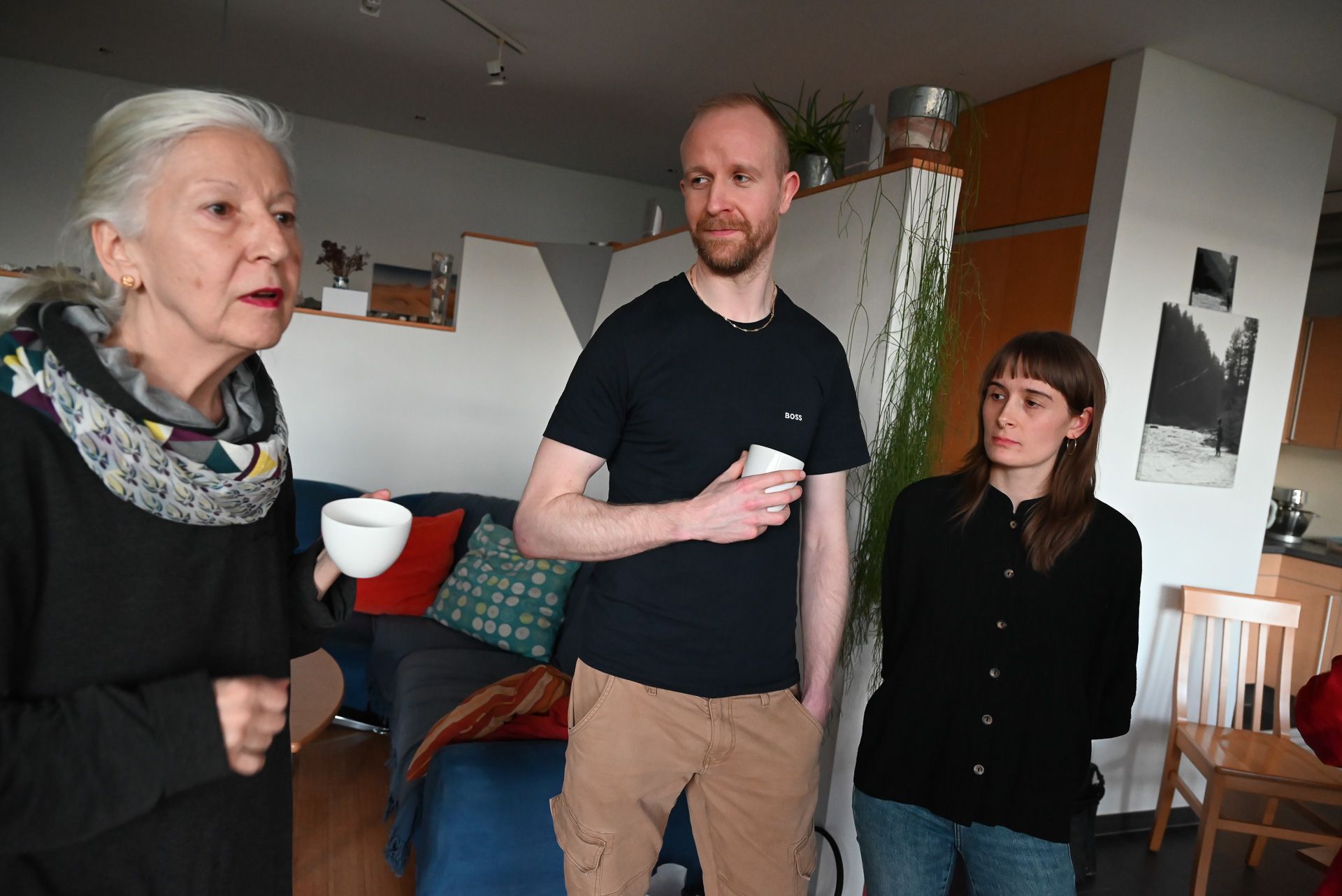 Krimhild Böttig (links) berichtet von ihren Erfahrungen bei der Igelpflege.
