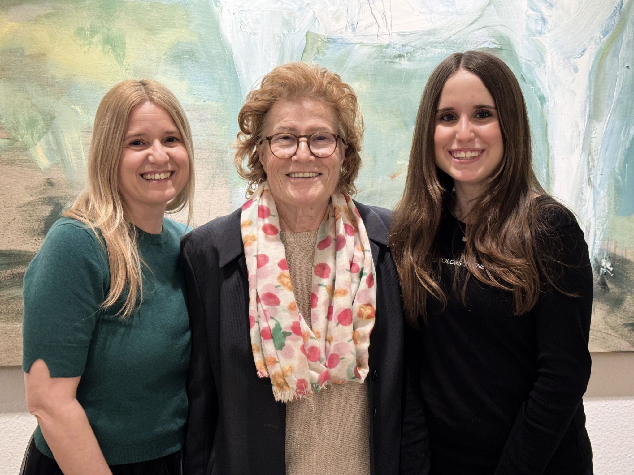  Mila's Schwester Vera mit Tochter Sanja und Enkelin Jana.