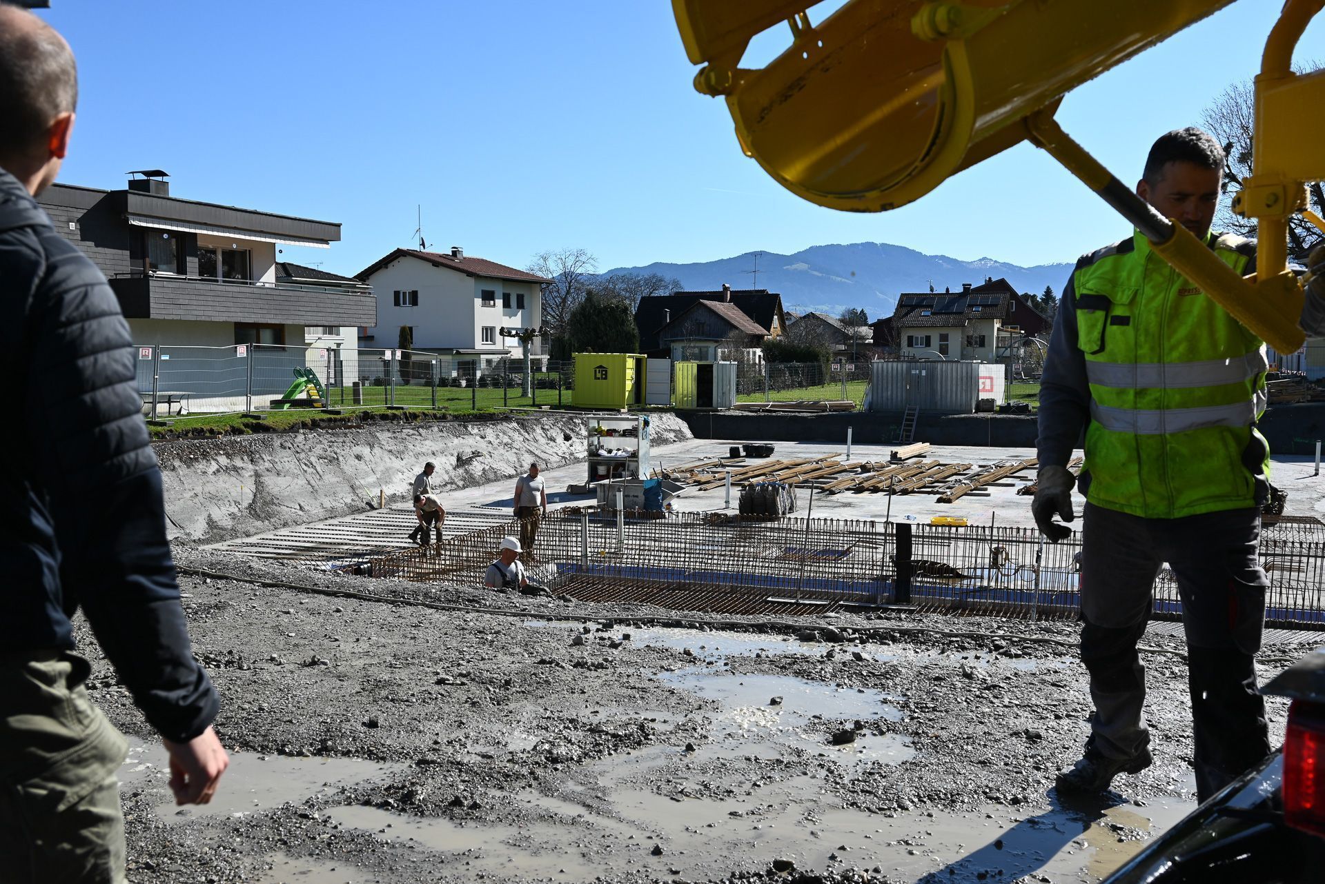 Beim Wasserwerk ist der neue Tiefbehälter im Entstehen. 