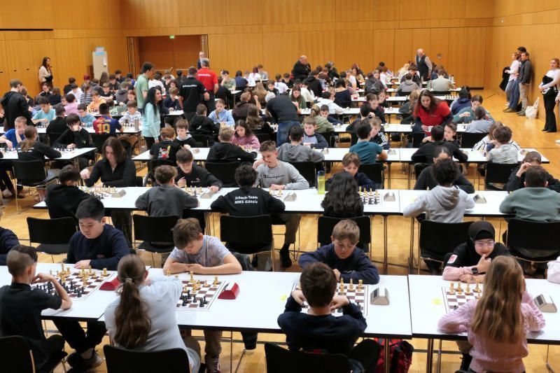 Schulsport-Titelkämpfe in Altach und meistens war eine Dornbirner oder Lustenauer Schule ganz vorne.