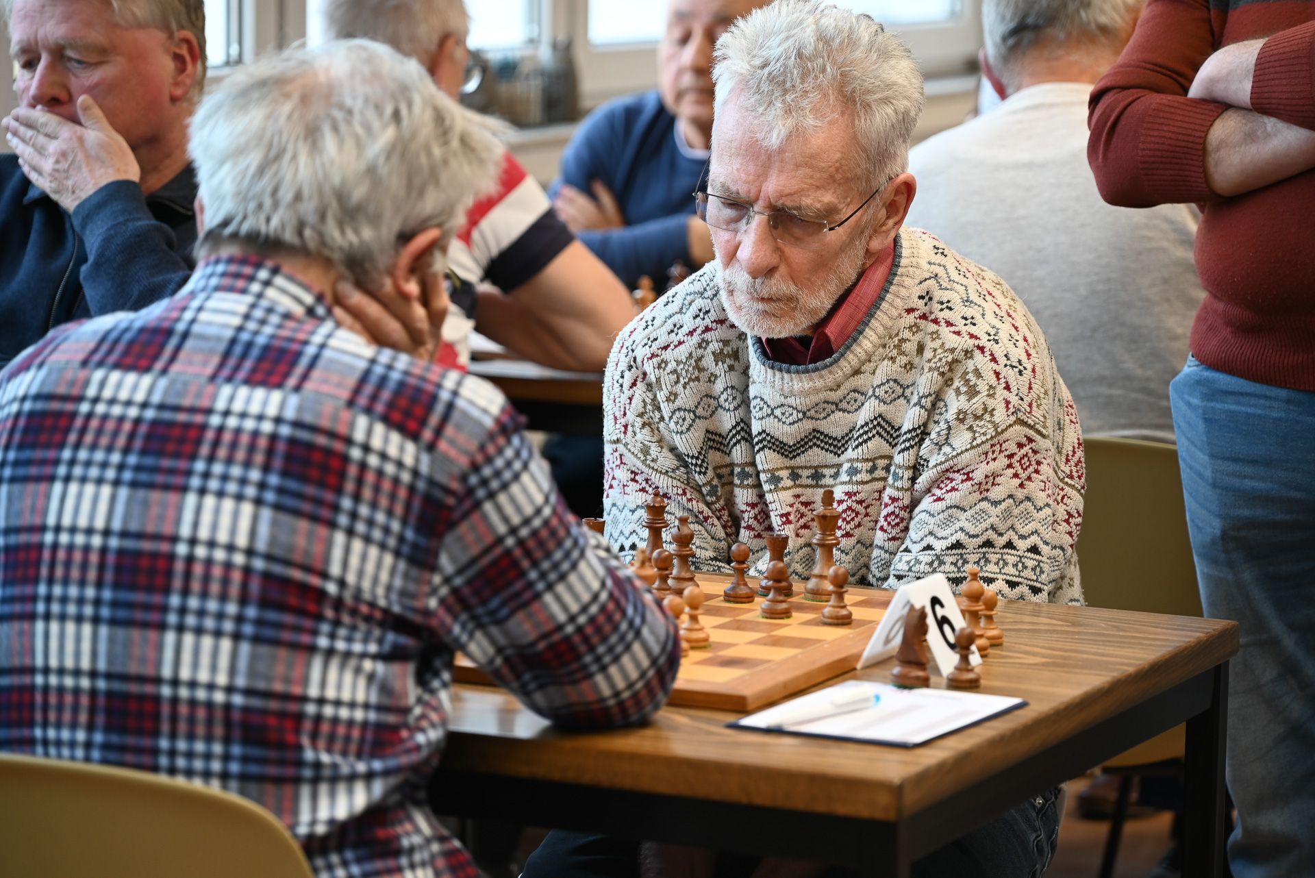 Höchste Konzentration herrschte bei den spannenden Partien. (BVS)