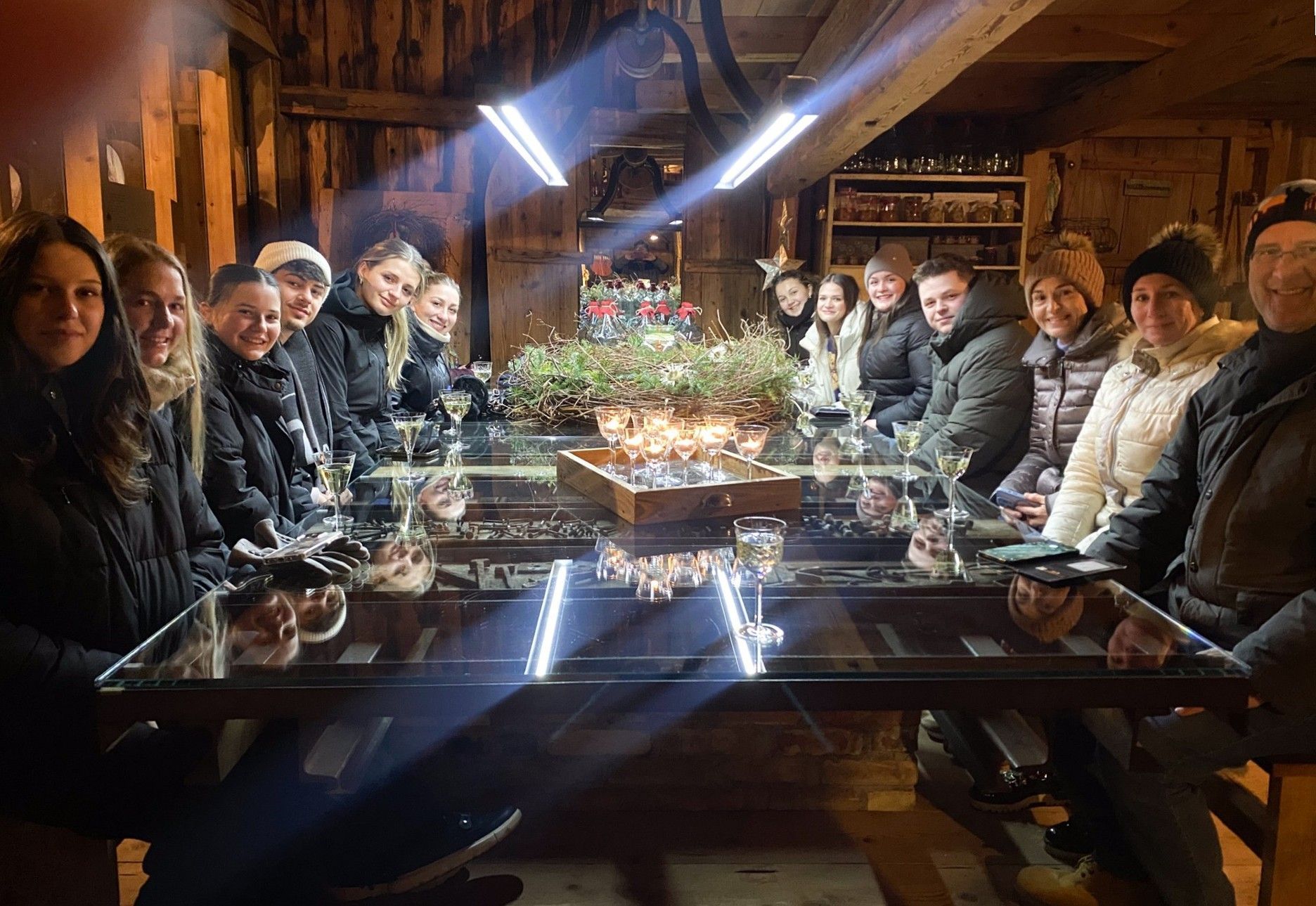 Claudia Leiherer-Igerz, Lehrerin in Meran, beim Besuch in der Bezauer Schule: „Aus meiner Sicht ist diese Schulpartnerschaft eine große Chance, unseren Schülerinnen und Schülern Lernen über den Unterricht hinaus zu ermöglichen. 