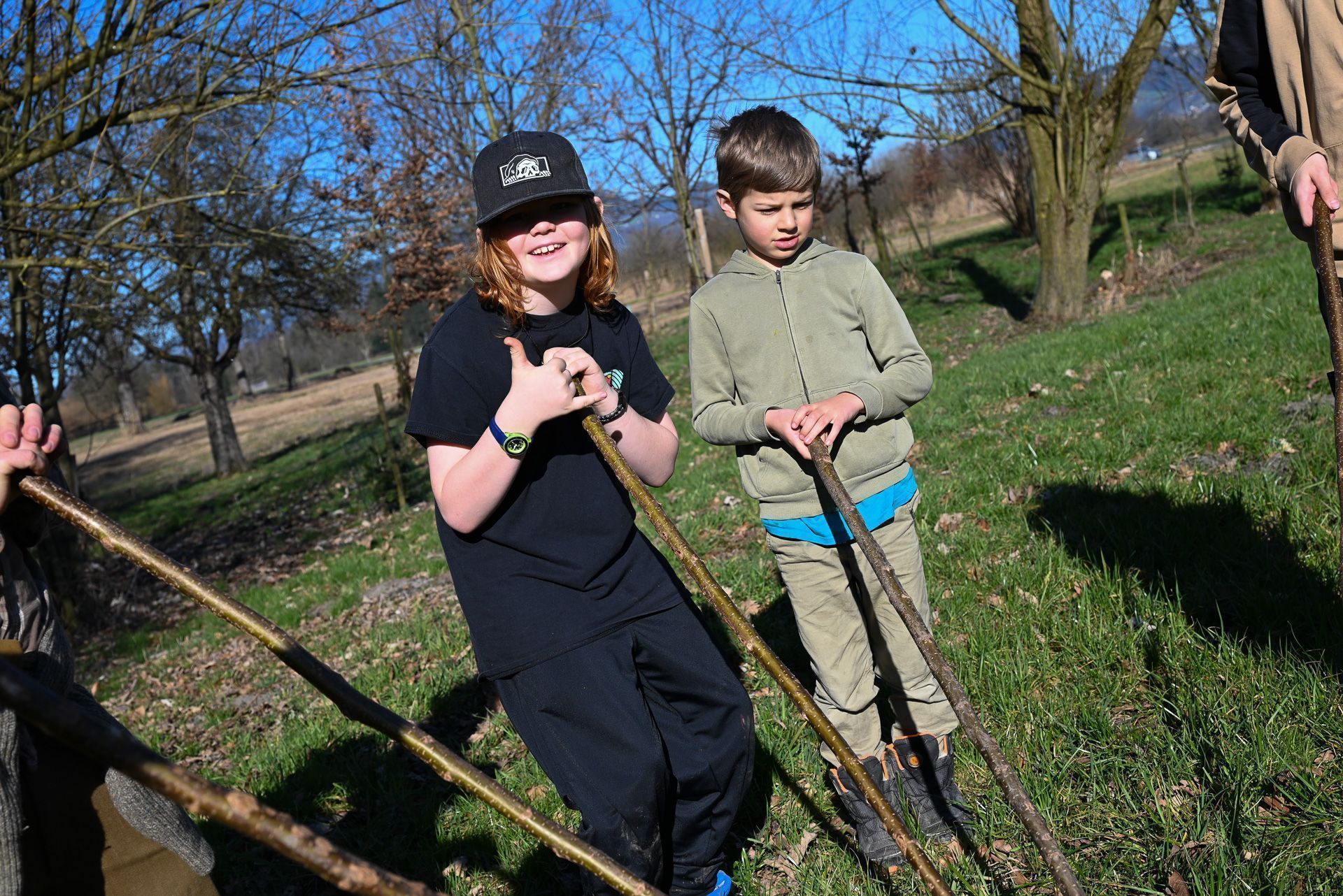 Die Teilnehmer sind mit großer Begeisterung an diesem Nachmittag dabei.