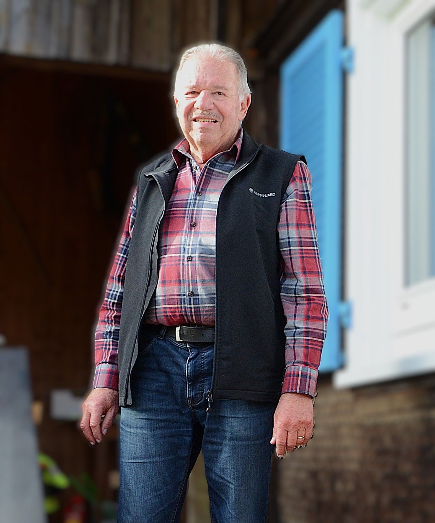 „Das, was ich in Albanien erlebte, hat mich so beeindruckt, dass ich beschloss, sofort mitzuarbeiten.“ Bernhard Köb, Obmann „Projekt Albanien“