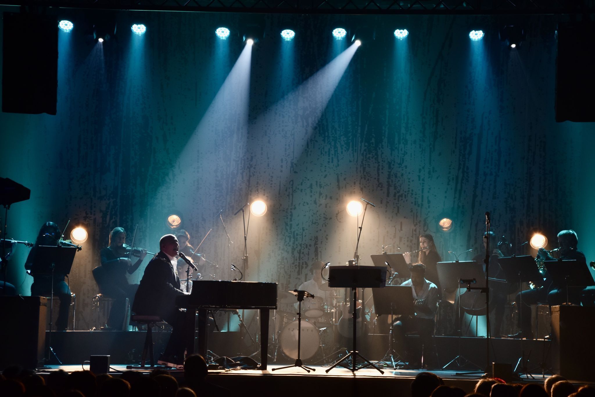 Eine musikalische Reise voller Leidenschaft, Spielfreude und Charme gab es im Bludenzer Stadtsaal zu erleben.