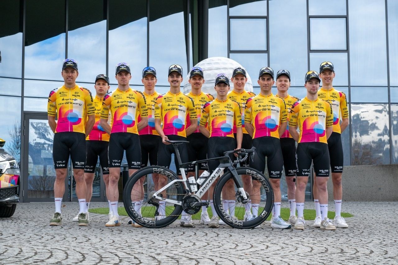 Das Radteam Vorarlberg mit Laurin Nenning. PRIVAT