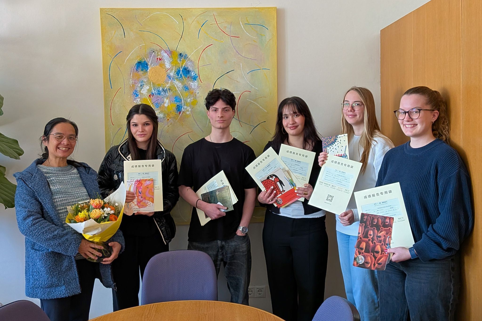 Alle teilnehmenden Schüler haben bestanden und wurden mit einem Zertifikat ausgezeichnet. 