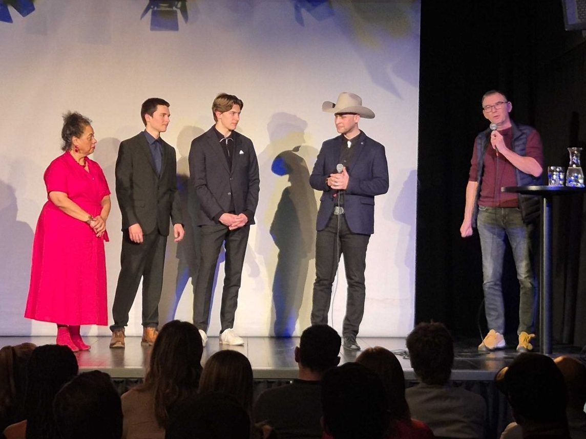 Finale Runde auf der Bühne mit Psychologe Michael Kögler