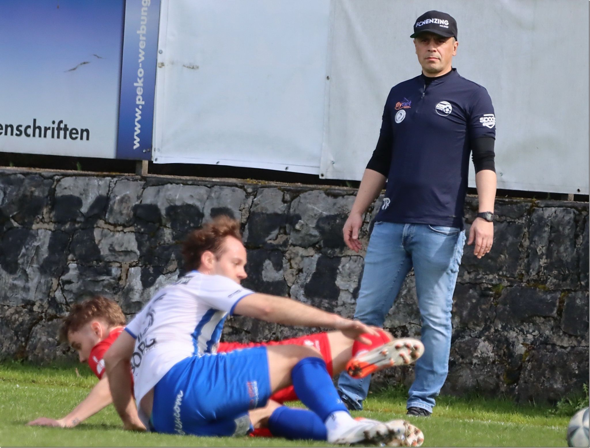 Rene Wachter bleibt Nenzing Trainer. KNOBEL