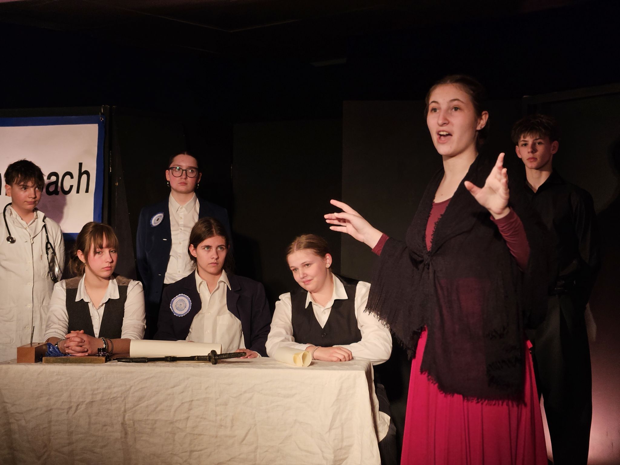 Christine Heidegger (Samira Feurstein) führte als eine der Rädelsführerinnen den Aufstand der Frauen.   