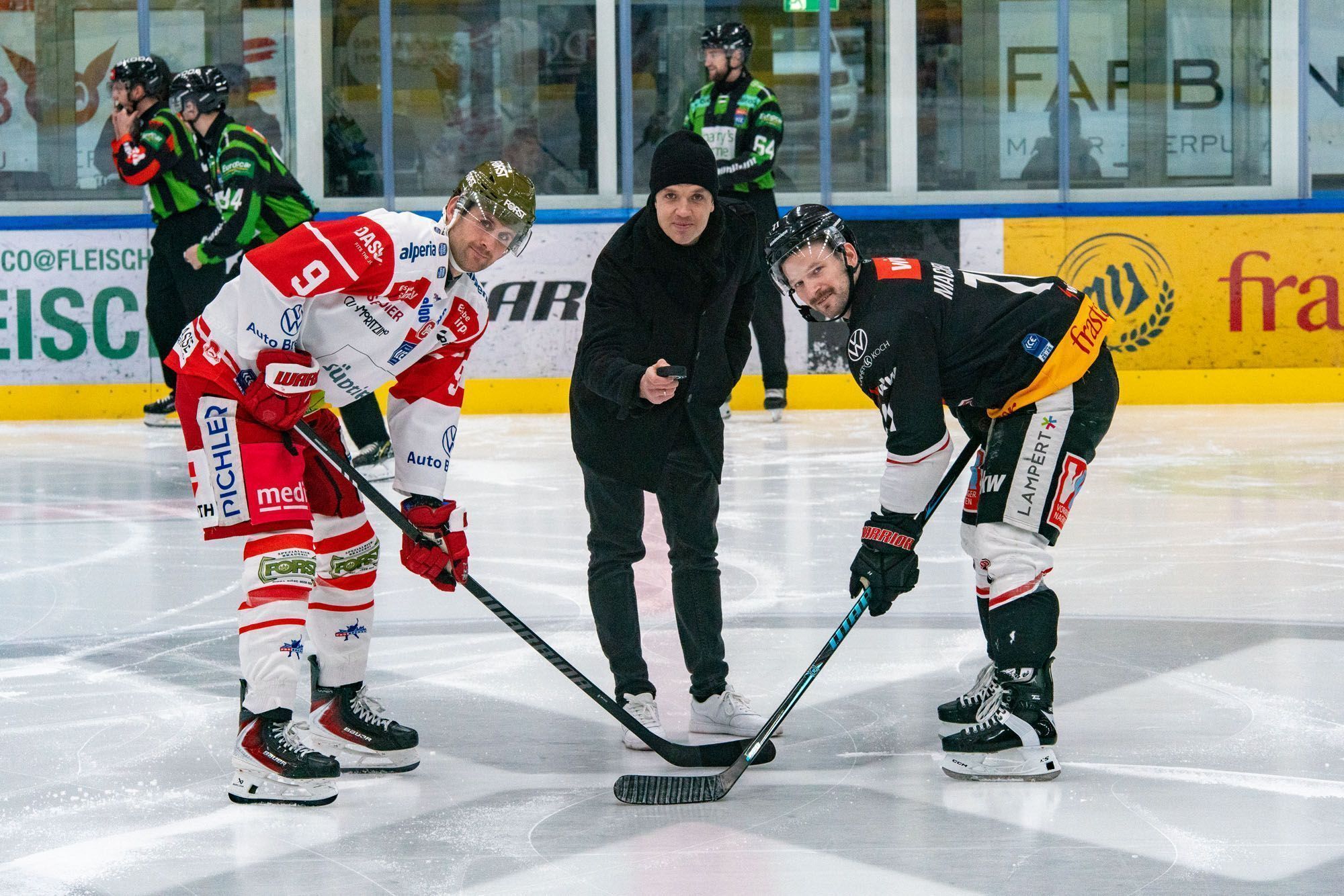 Beim Saisonabschluss der Pioneers fiel für den verletzten Daniel Woger der letzte Puck. Der 38-Jährige beendet nach 100 Einsätzen für die Feldkircher seine Profikarriere. (Rothmund_Pioneers)