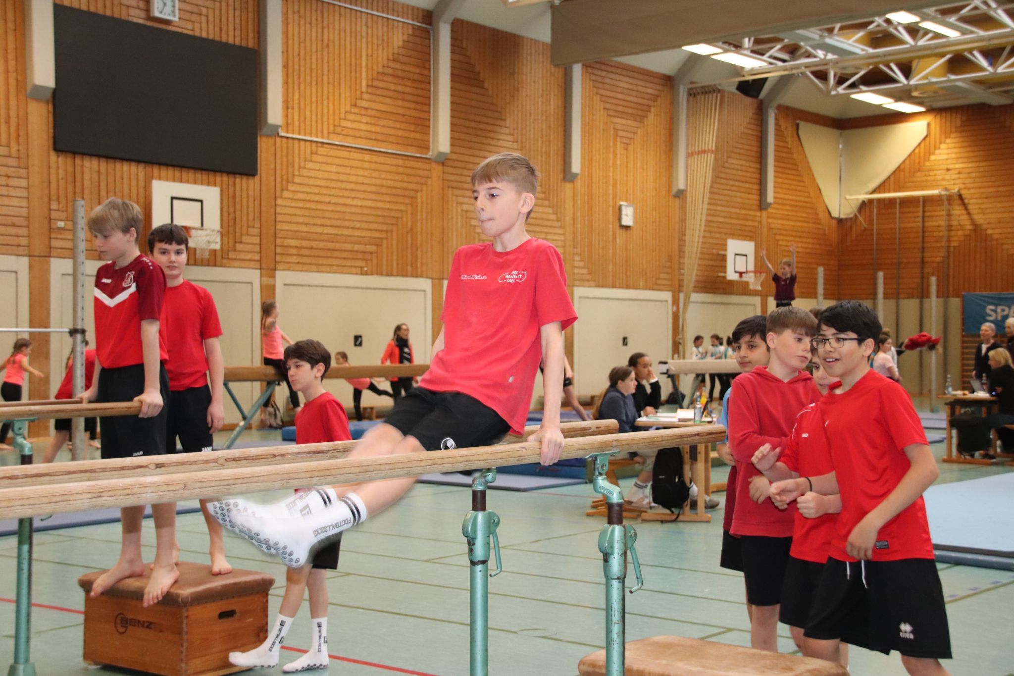 Turn 10 Landesmeisterschaft der Schulen ohne sportlichen Schwerpunkt in Wolfurt. (Bildergalerie)