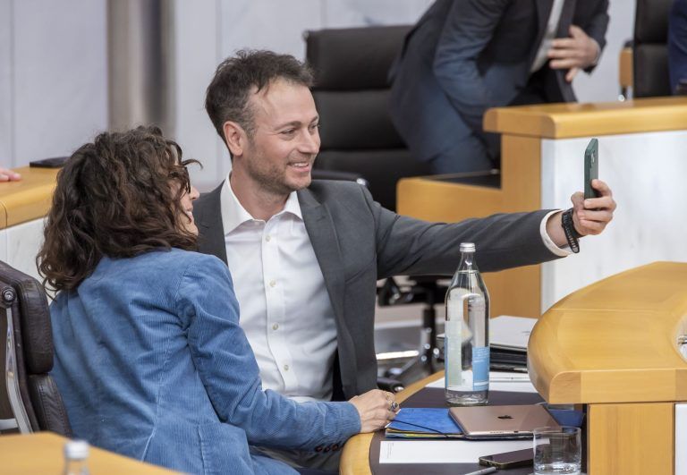 Land der Schüler statt Land der Lehre: Landtag auf Ursachensuche