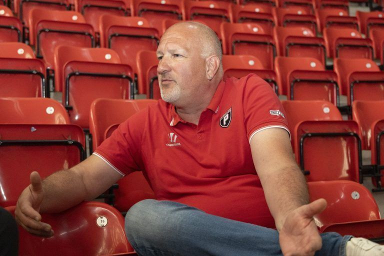 Pioneers-Präsident wirft das Handtuch