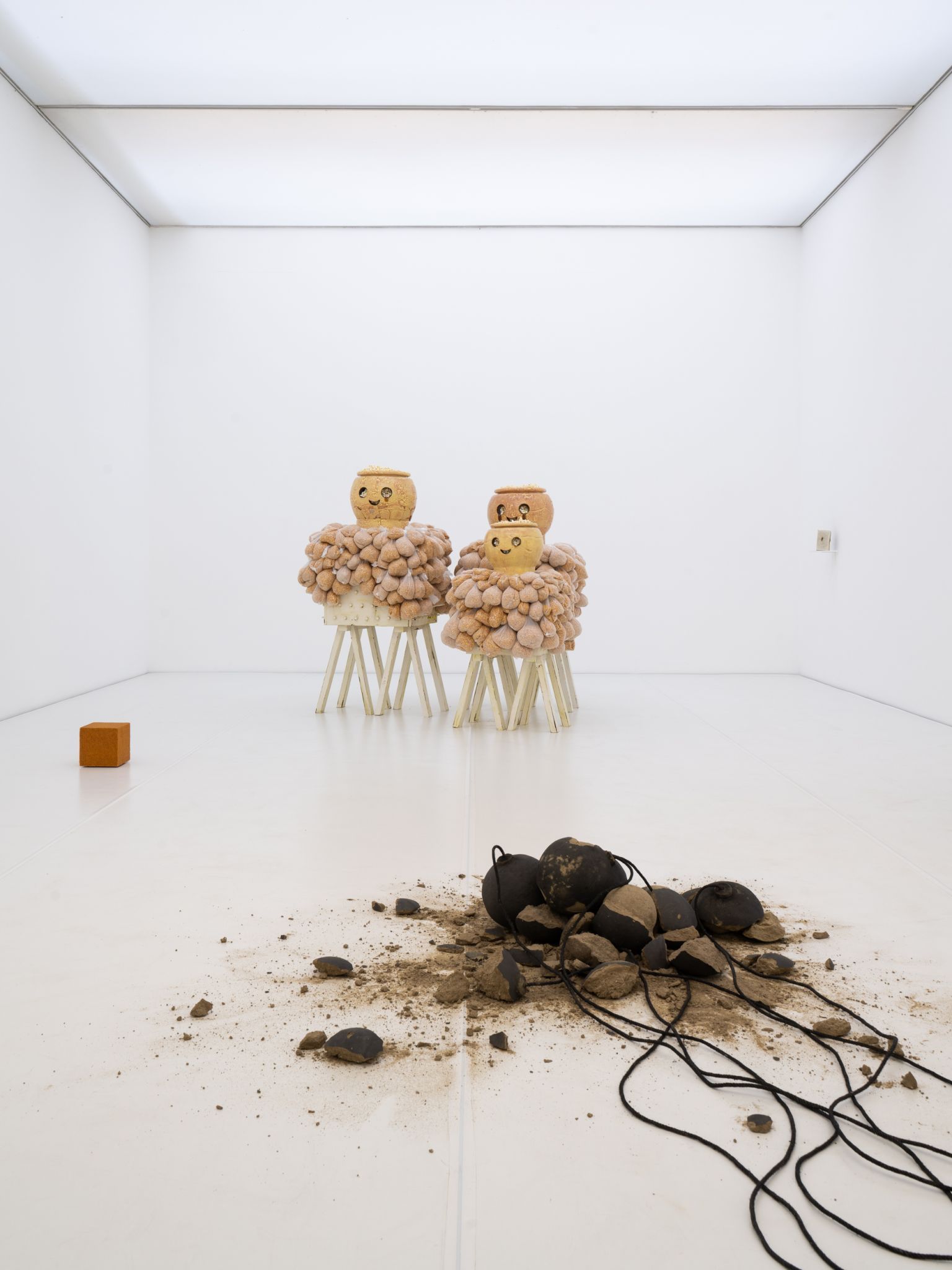 Der Verein allerArt Bludenz zeigt noch bis Sonntag, dem 19. April 2026, Werke der Künstlerin Mari Iwamoto.