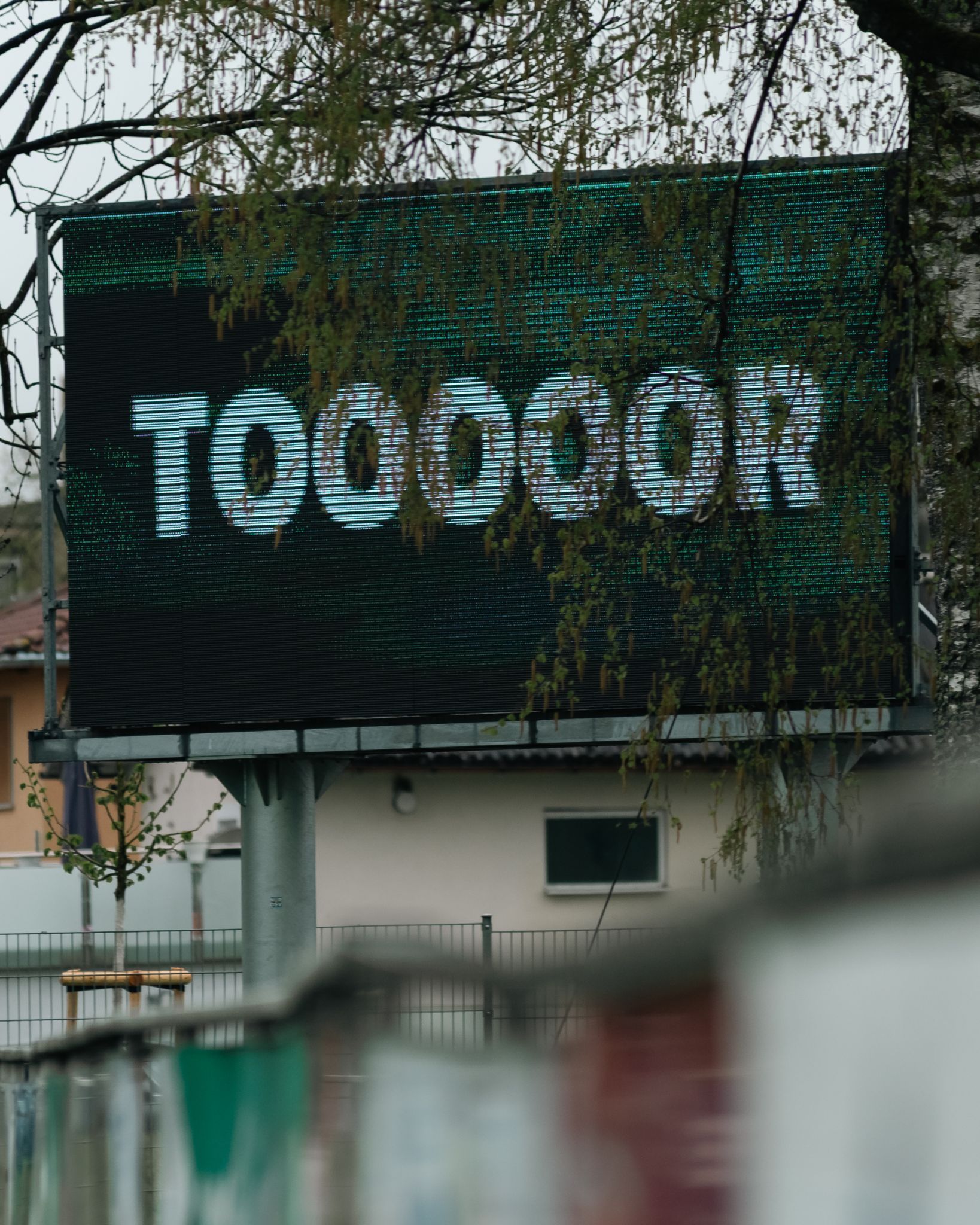 Die Anzeigentafel leuchtete gleich dreimal - zur Freude der DSV-Fans. 