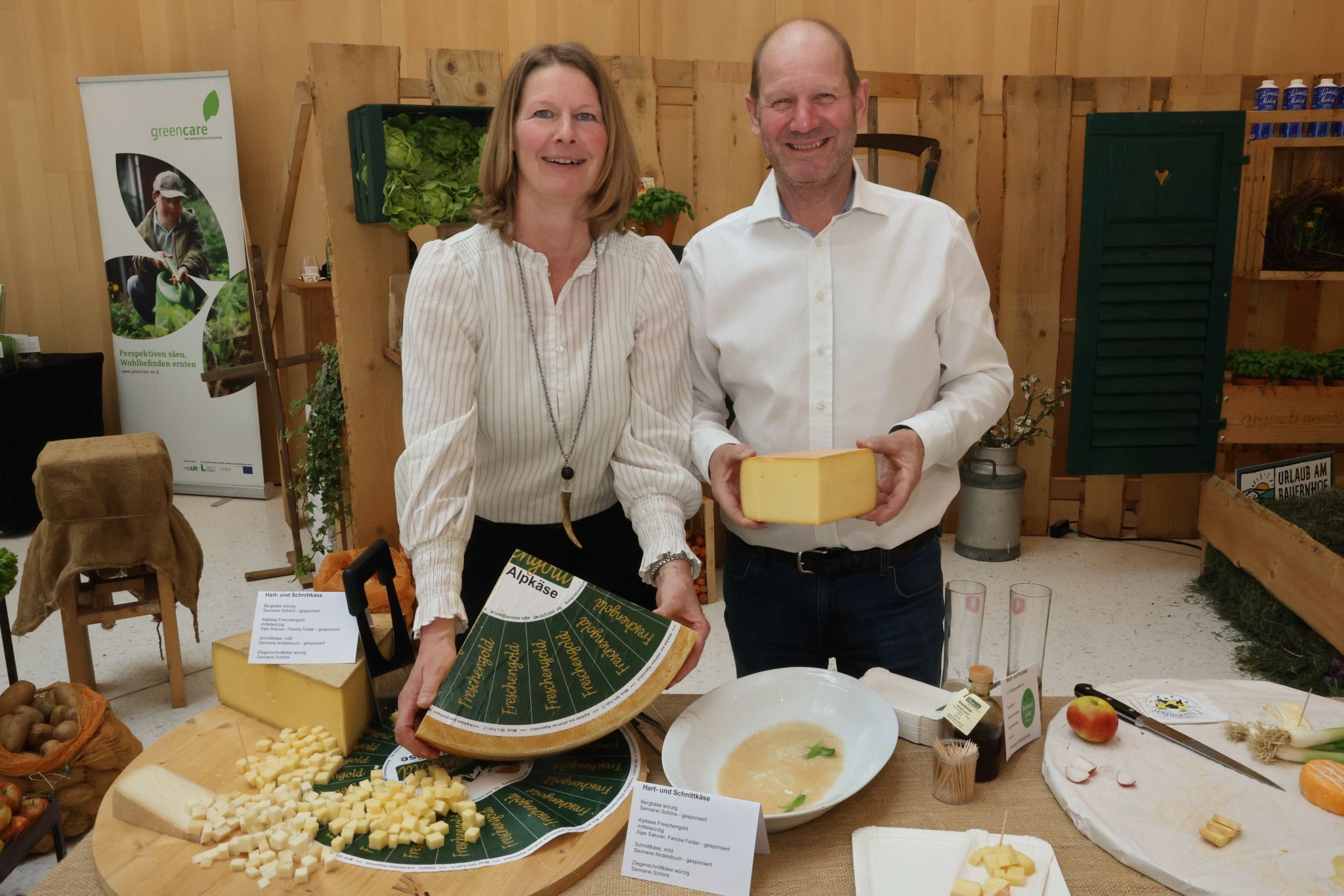 peritif gab es verschiedene Käse aus dem Ländle.Zum 