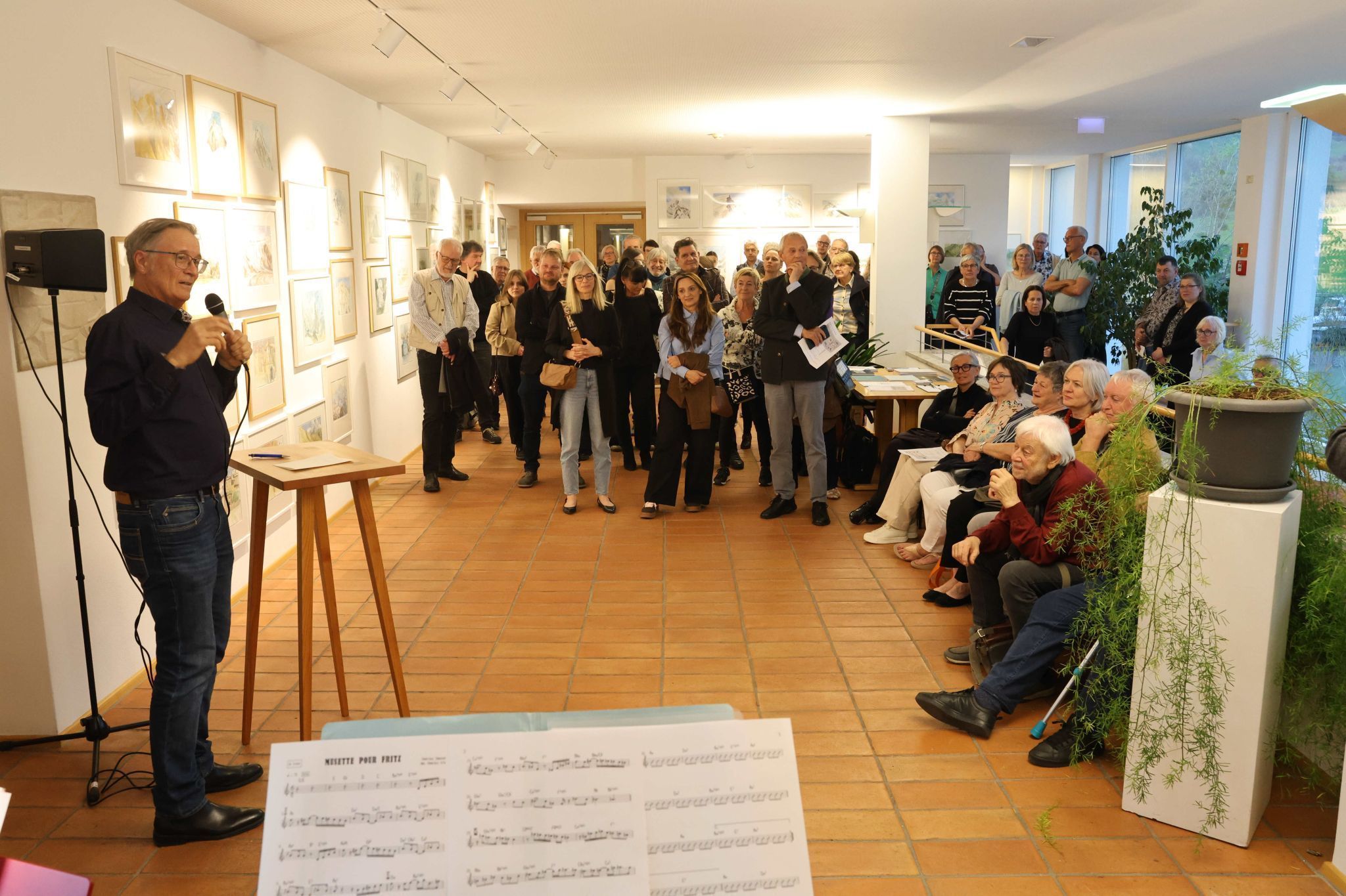 Der Künstler bei seiner Dankesrede.