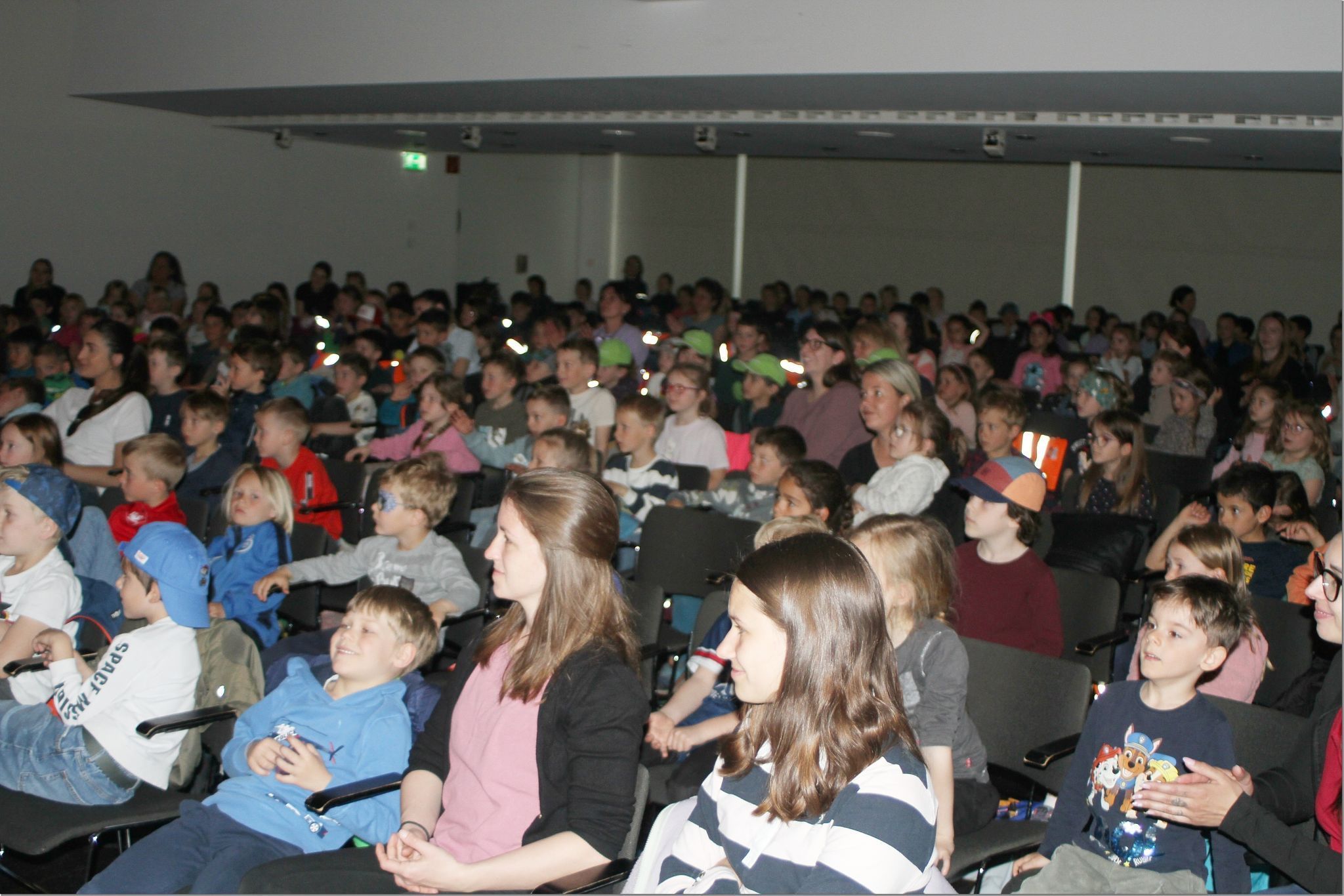 Knapp 1000 Kids lernten die Instrumente kennen. 