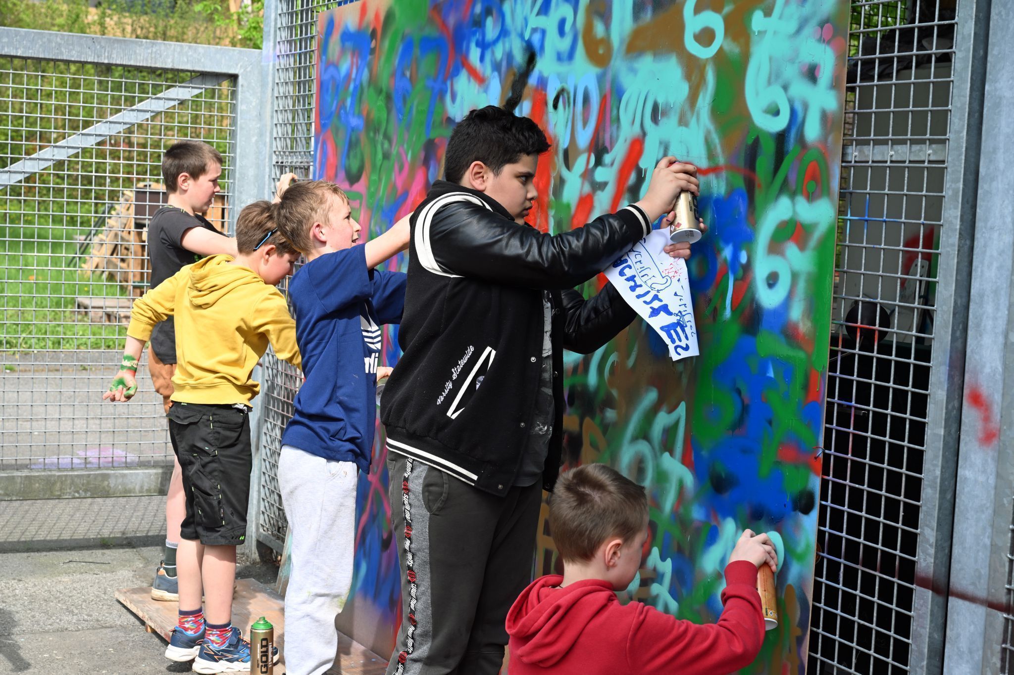 Für viele Jugendliche war die Graffiti-Station das Highlight ihres Besuches bei der OJAD.