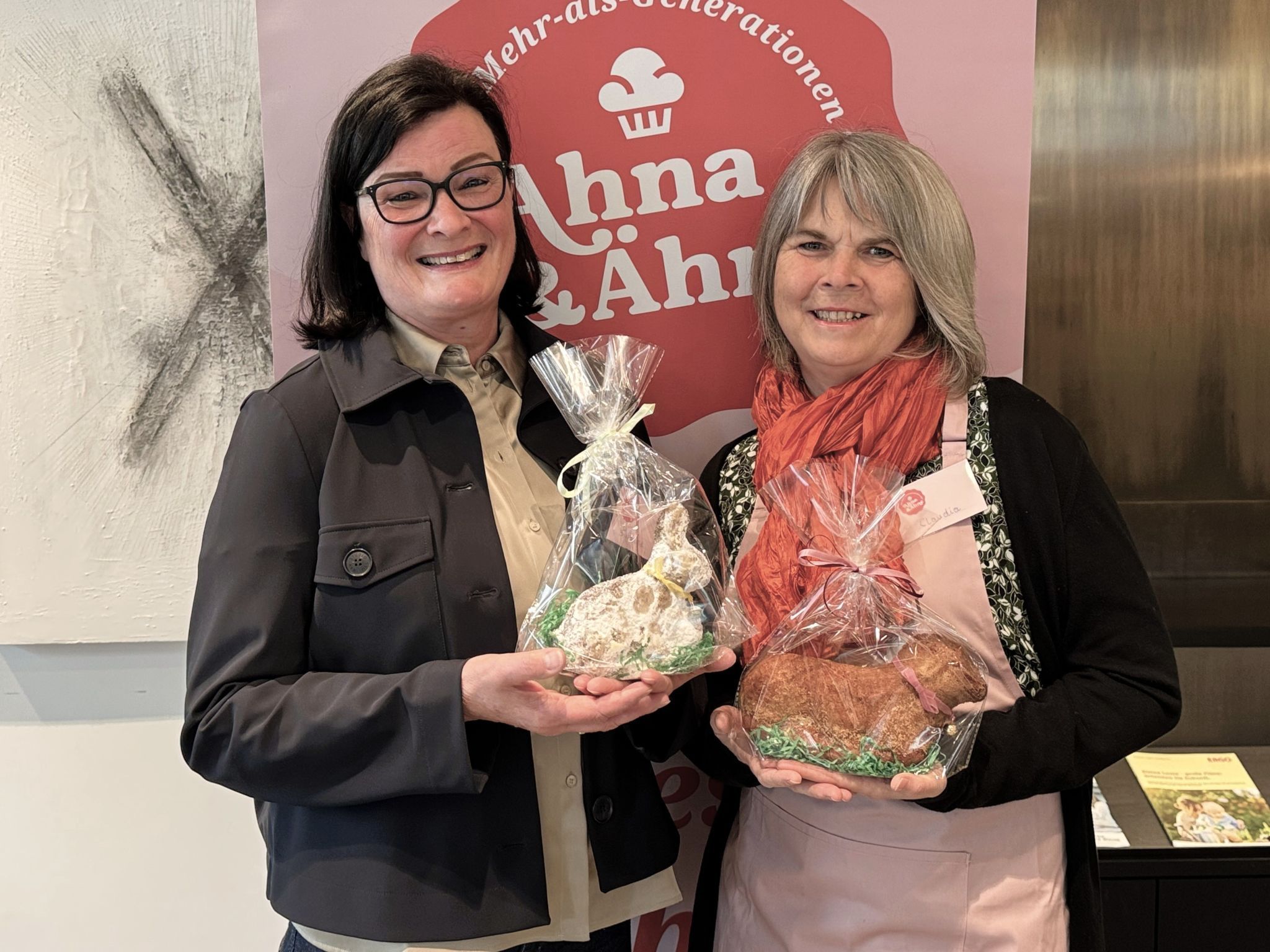 Susanne Nagel und Claudia Wallner ( Verein „Ahna & Ähne“).