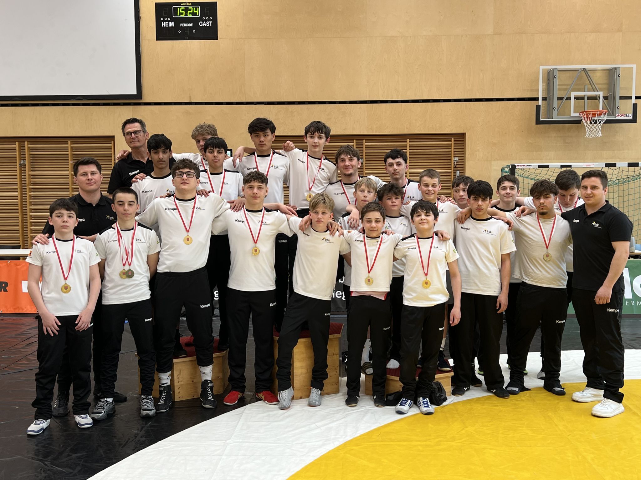 20 Goldene für den KSK Klaus bei den Jugend-Titelkämpfen.