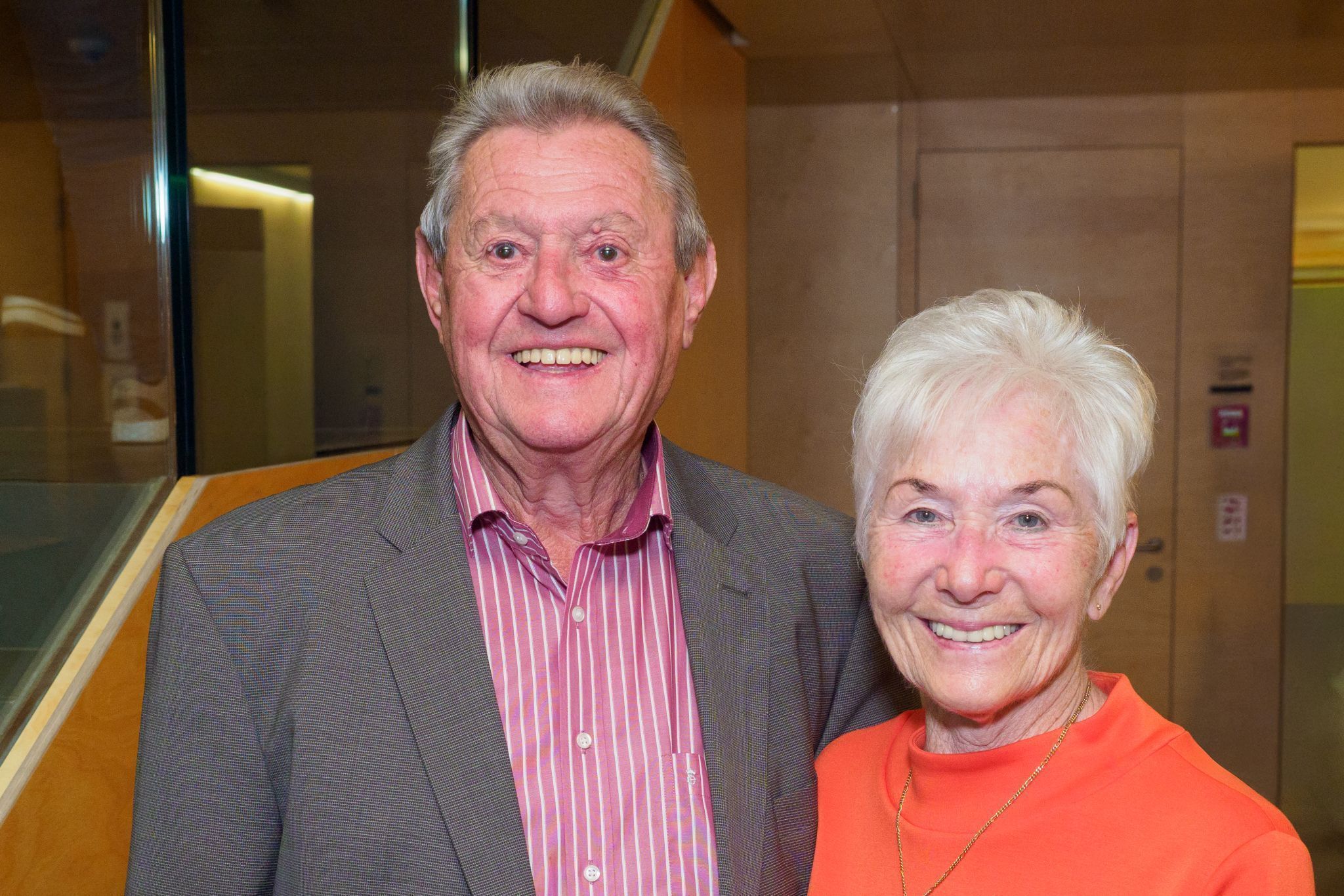 Erika und Siegfried Nägele haben Spaß am Theaterstück gefunden