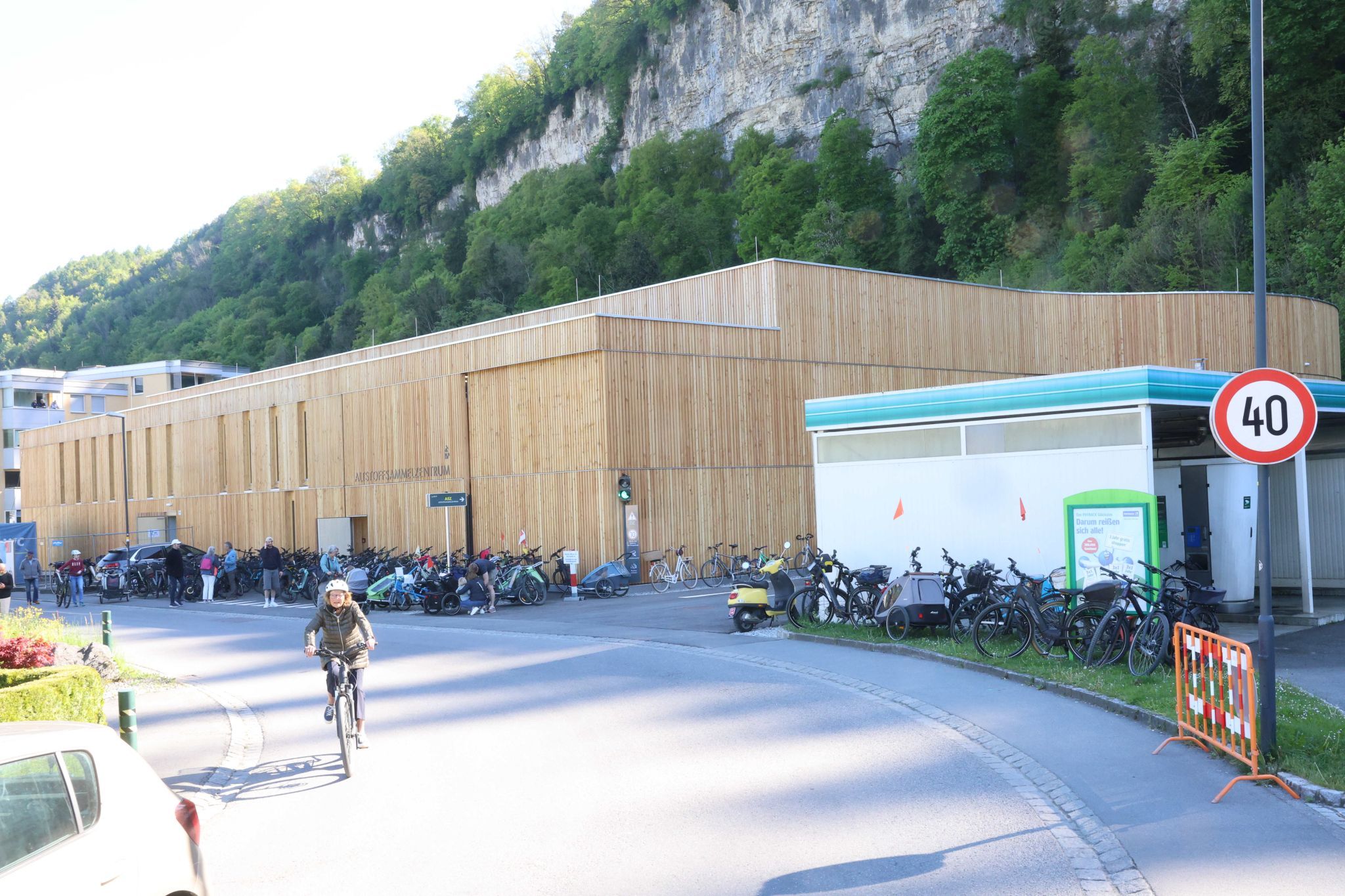 Eindrücke von der Eröffnung des neuen Abfallsammelzentrums Feldkirch. (Bildergalerie)